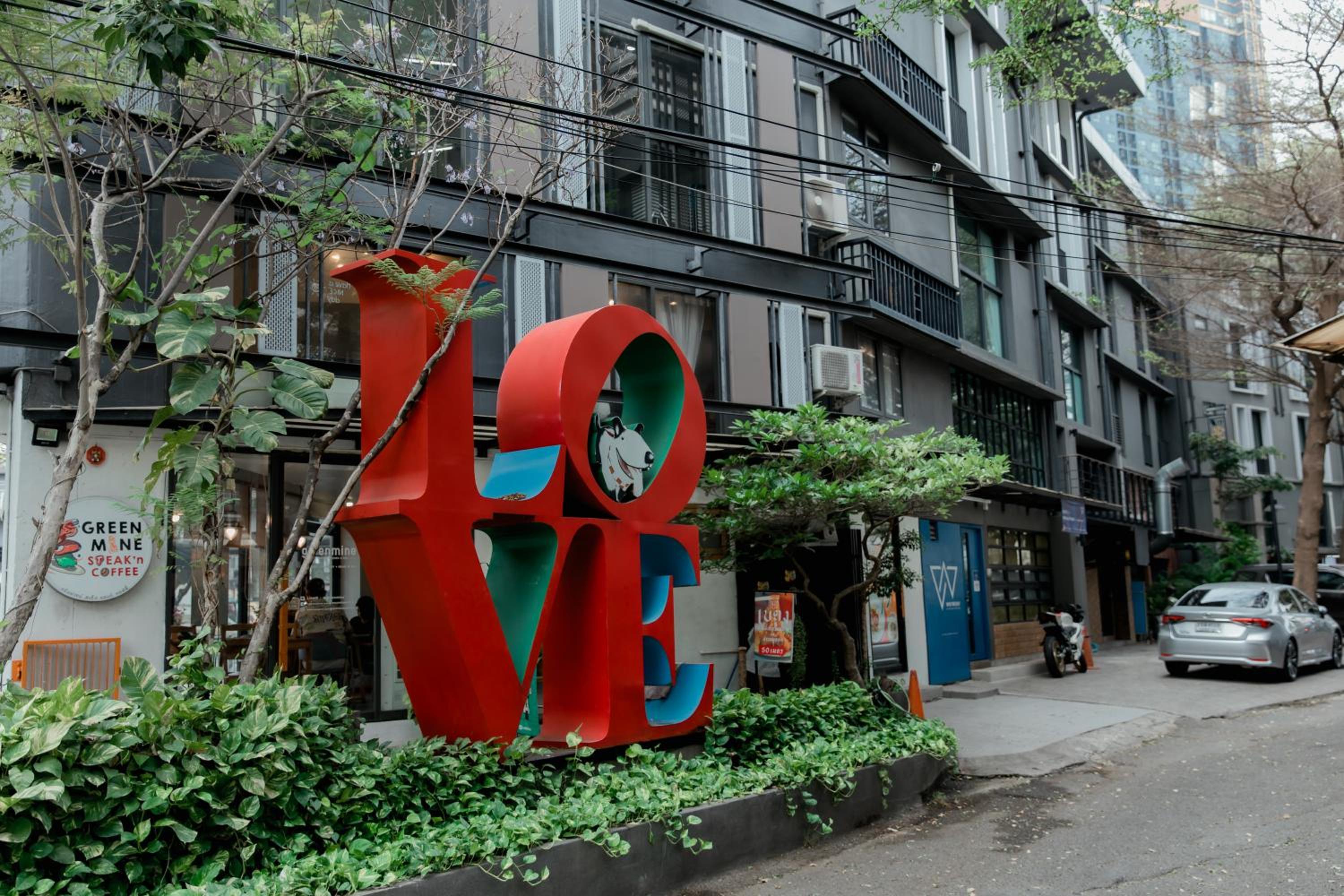 BB House Khlong Tan บีบีเฮ้าส์ คลองตัน