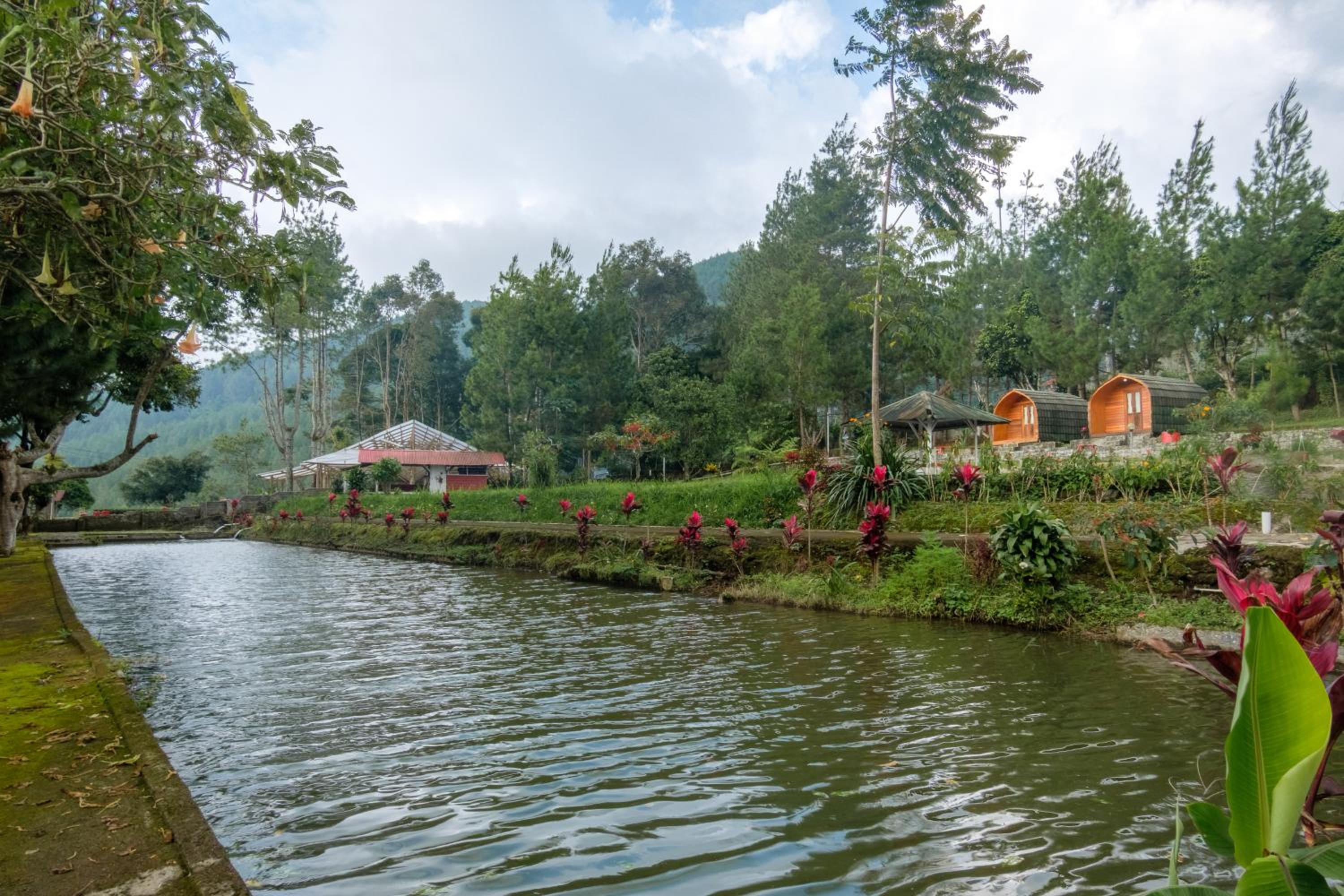 Hilltop Camp, Lembang view 4