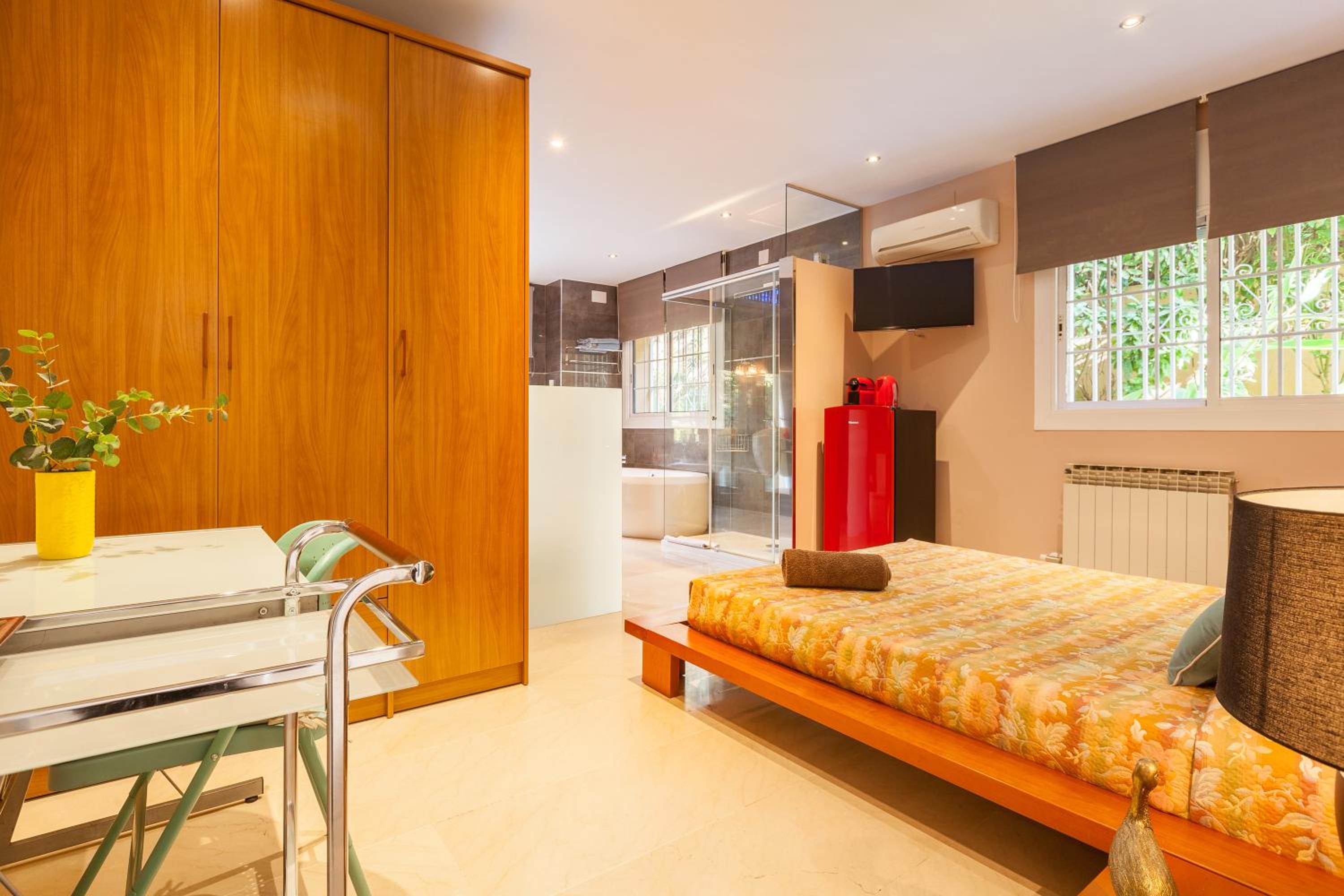 hotel room