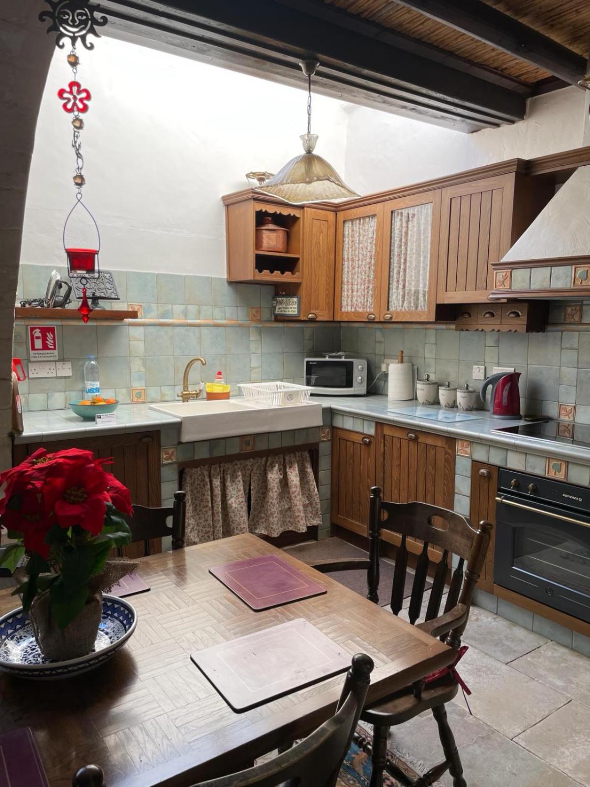 Afames House - Beautiful Traditional House
