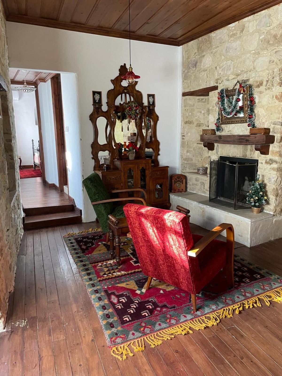 Afames House - Beautiful Traditional House
