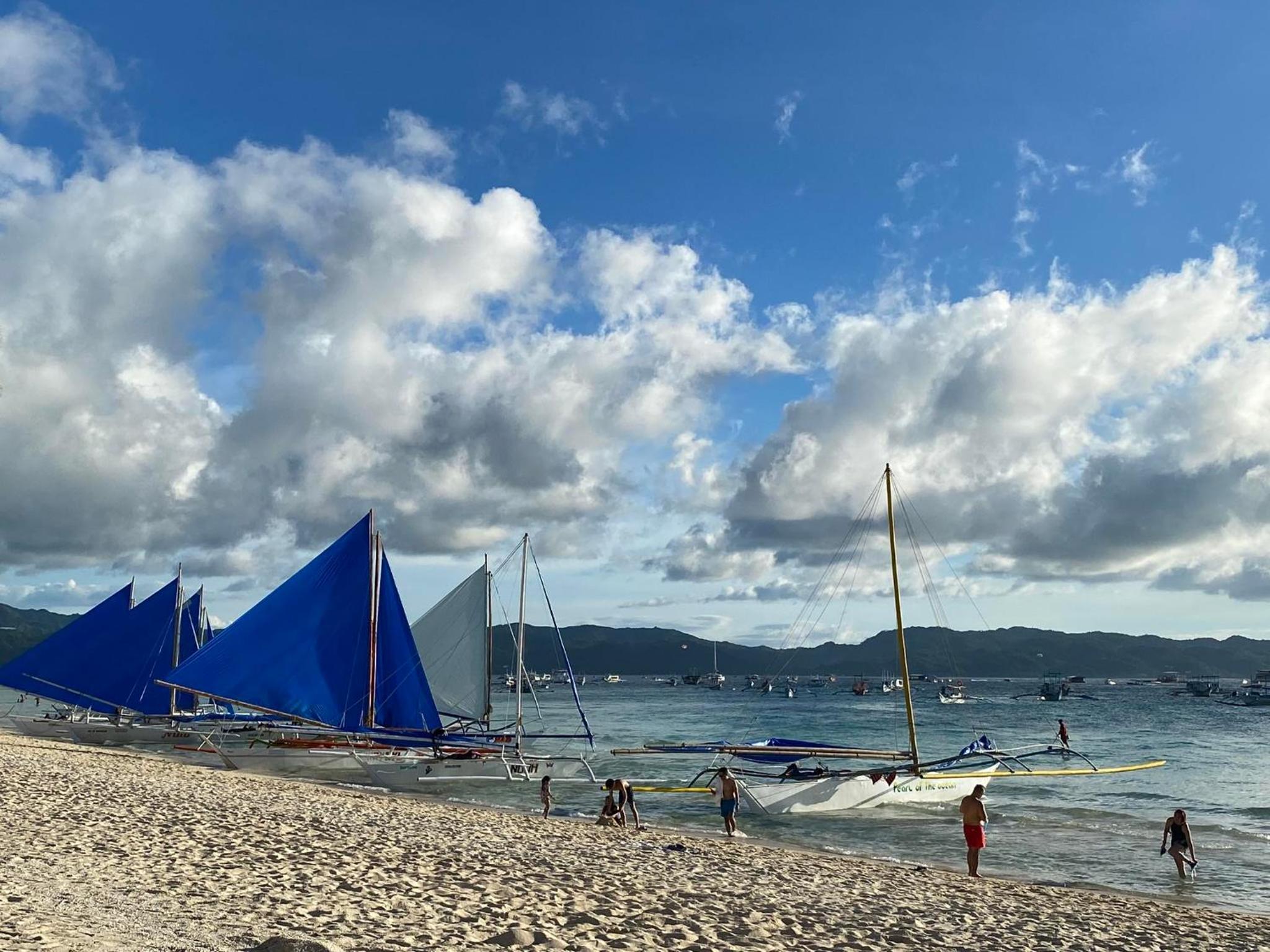 Areca Boracay Bed & Breakfast