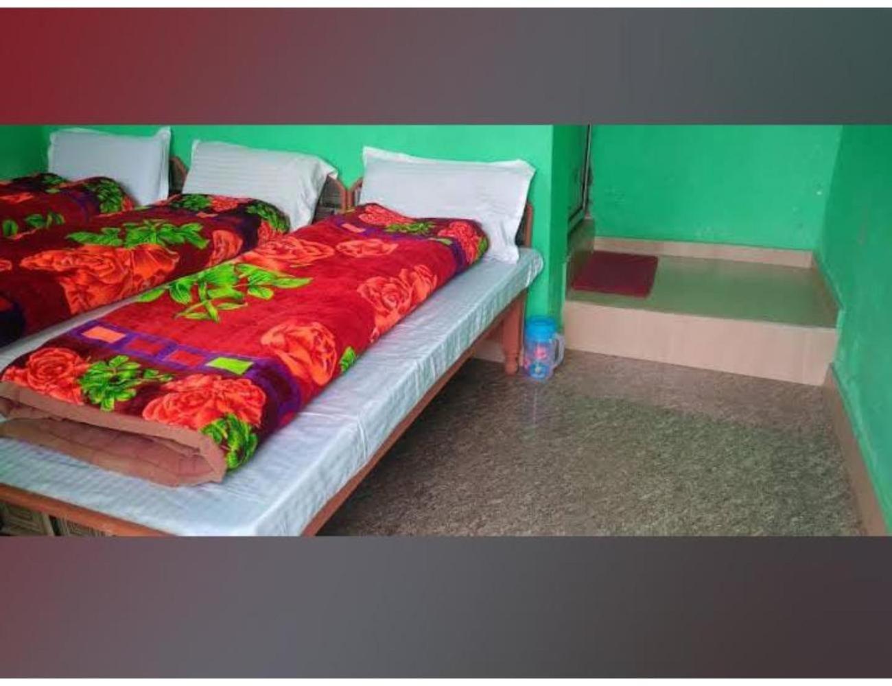 Raja babu turist guest House, Guptkashi