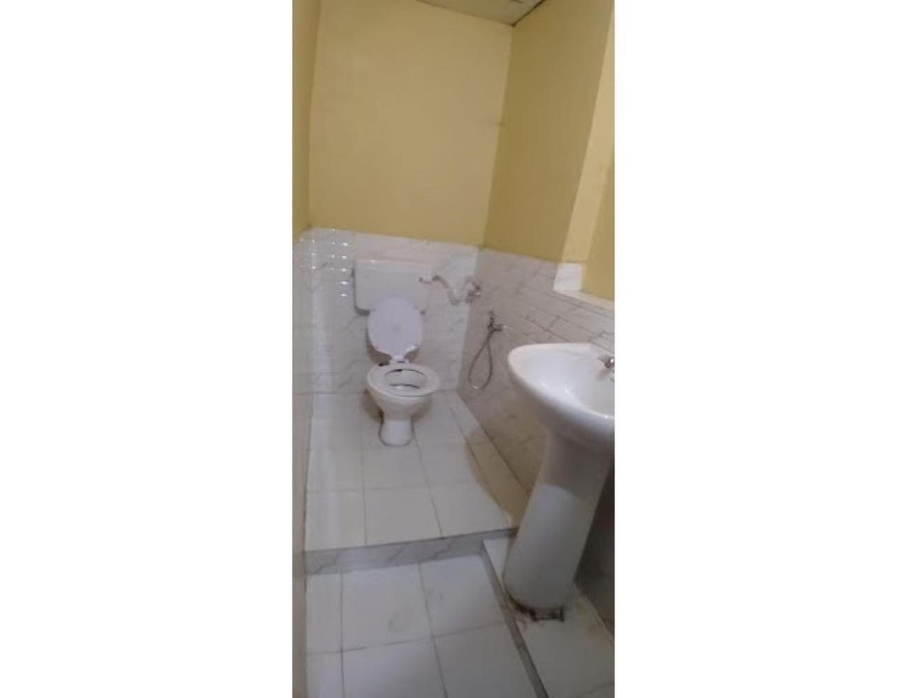 Raja babu turist guest House, Guptkashi