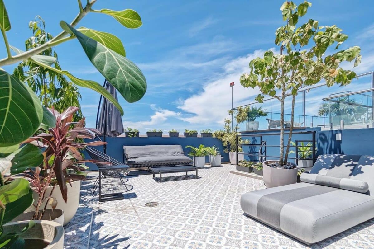 Penthouse 2BR with Private Terrace Casco Viejo view 2