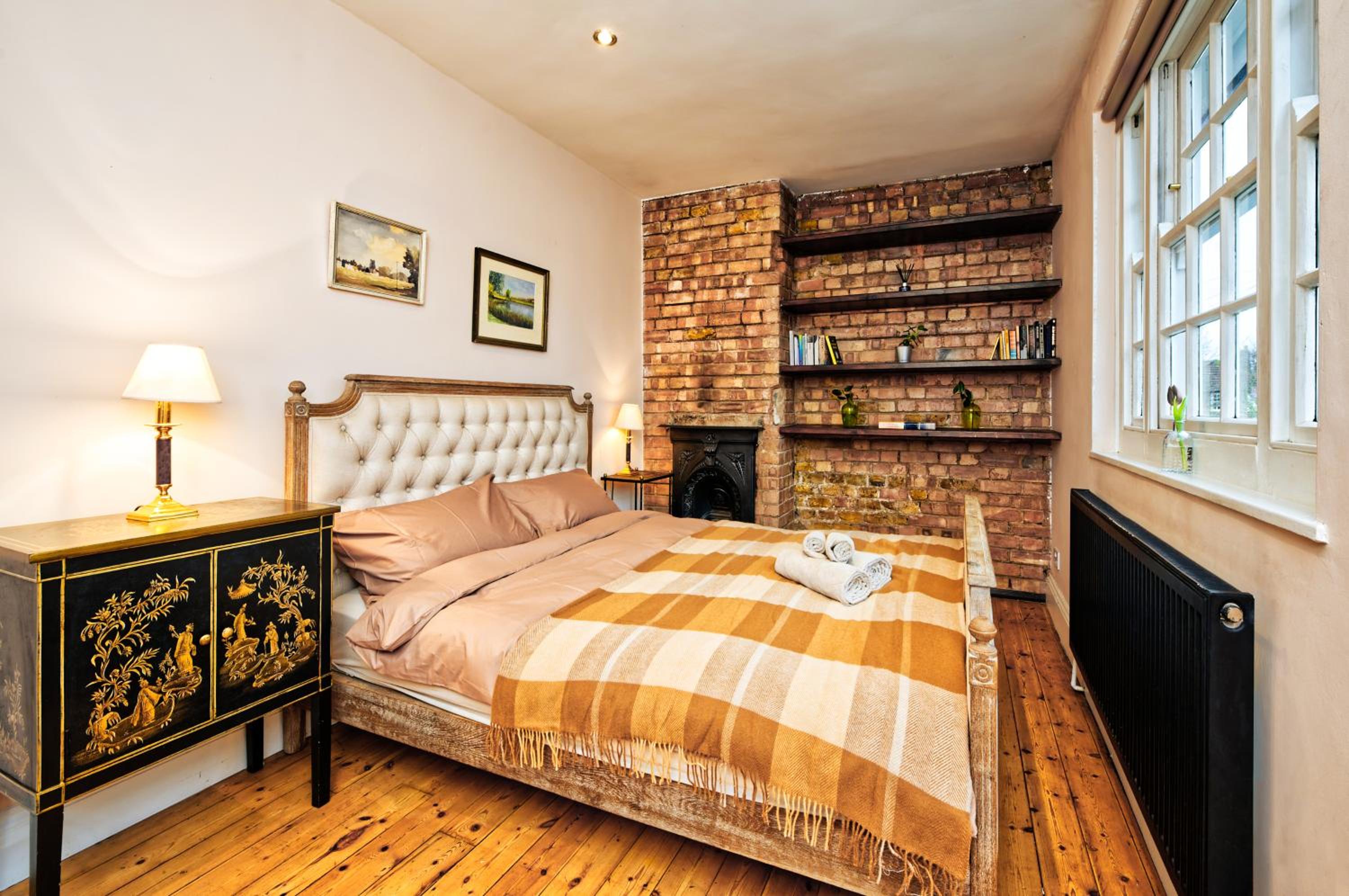 Leafy Notting Hill Cottage