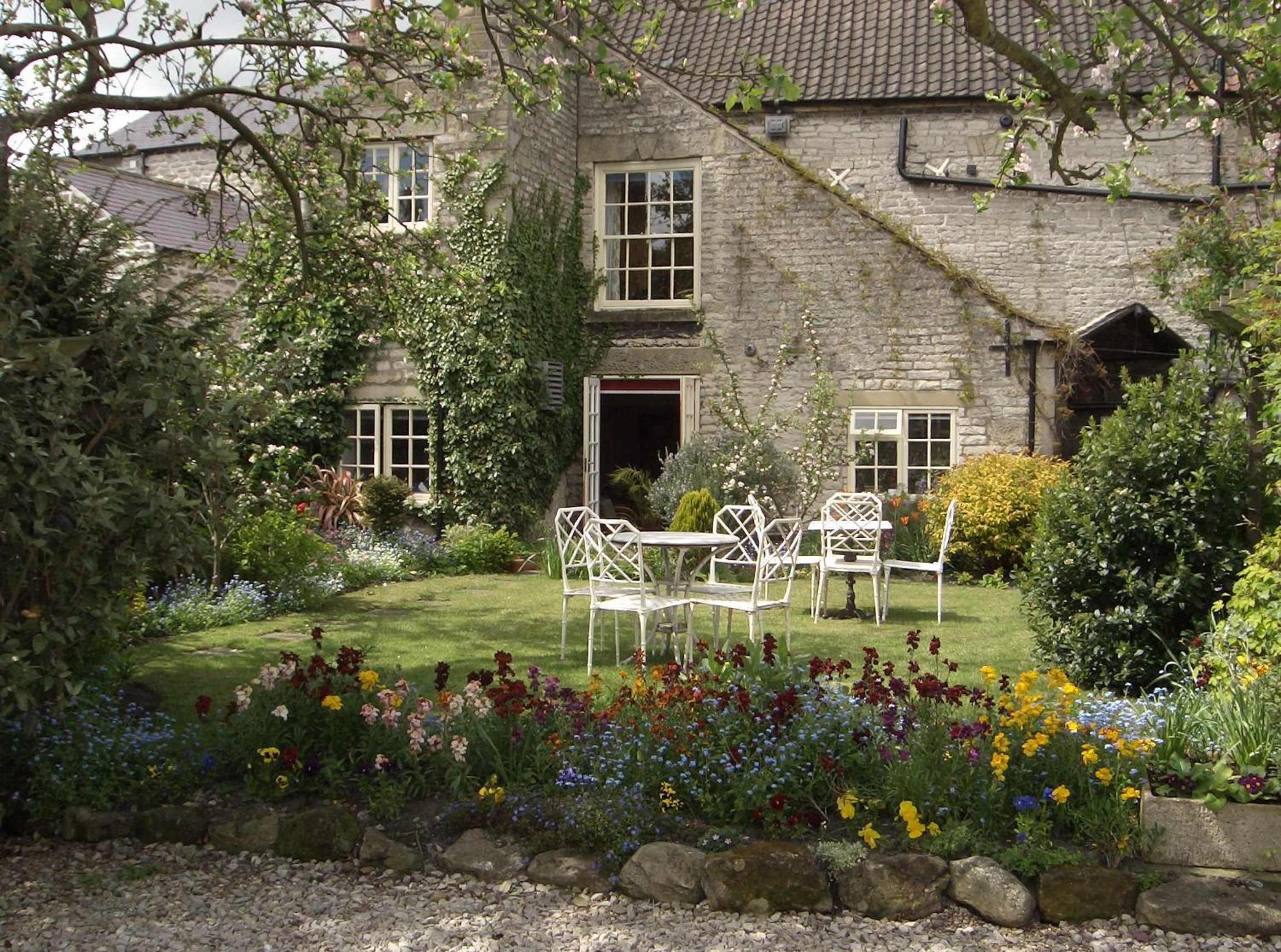 Bramwood Guest House view 4