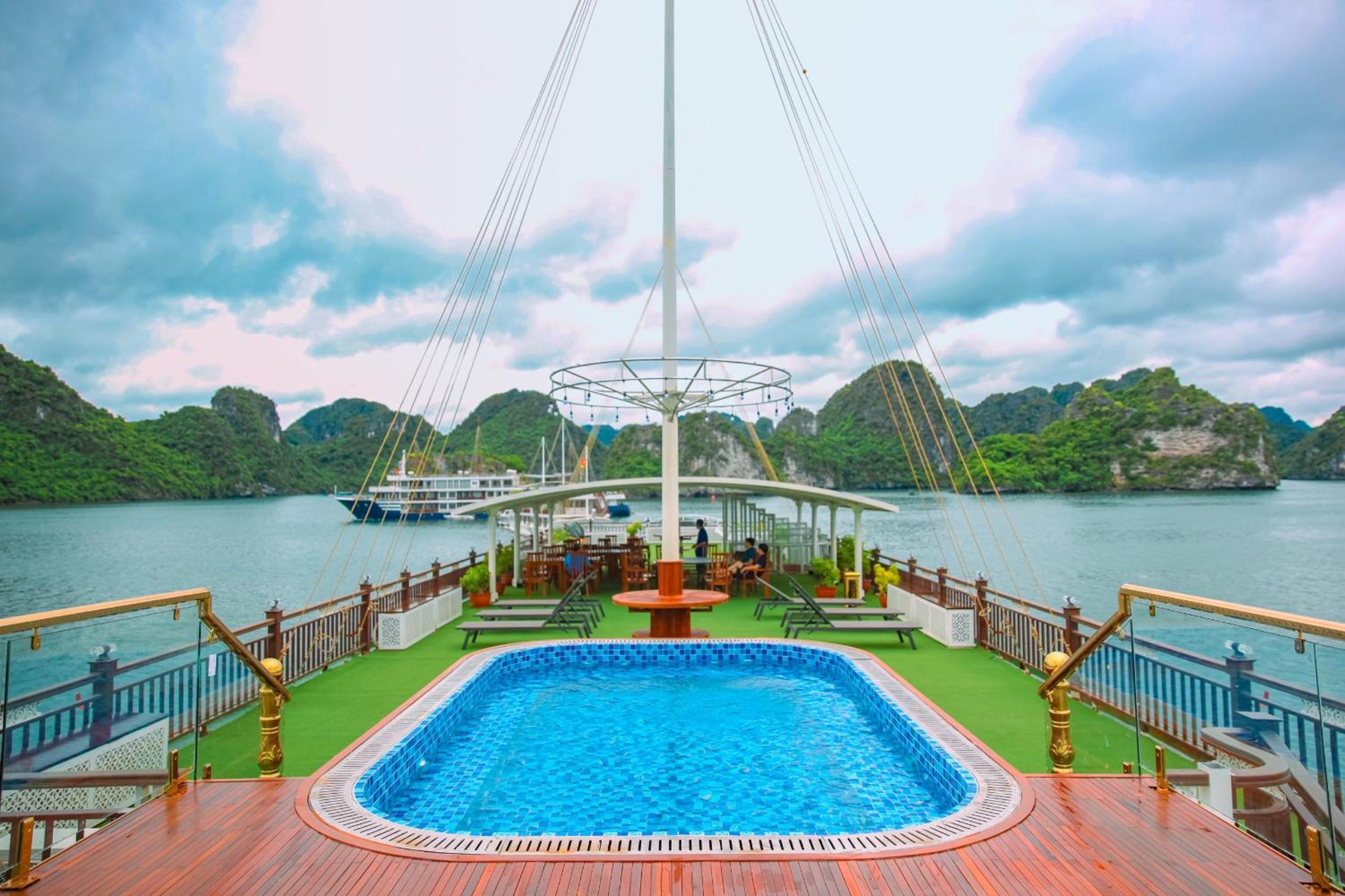 Le Journey Elegance Cruise view 3