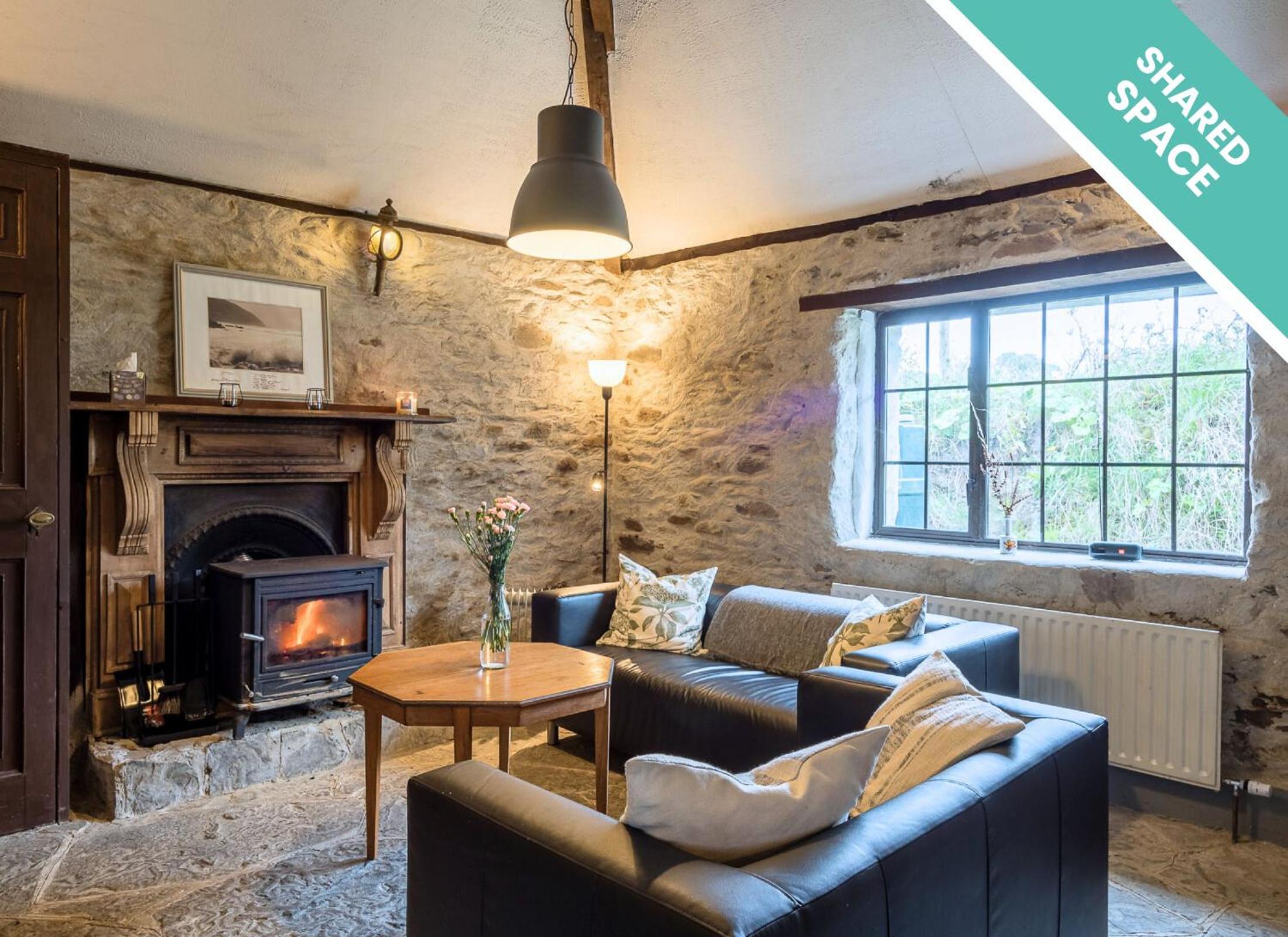 Ventry Farm - Shamrock Cottage by Trident Holiday Homes