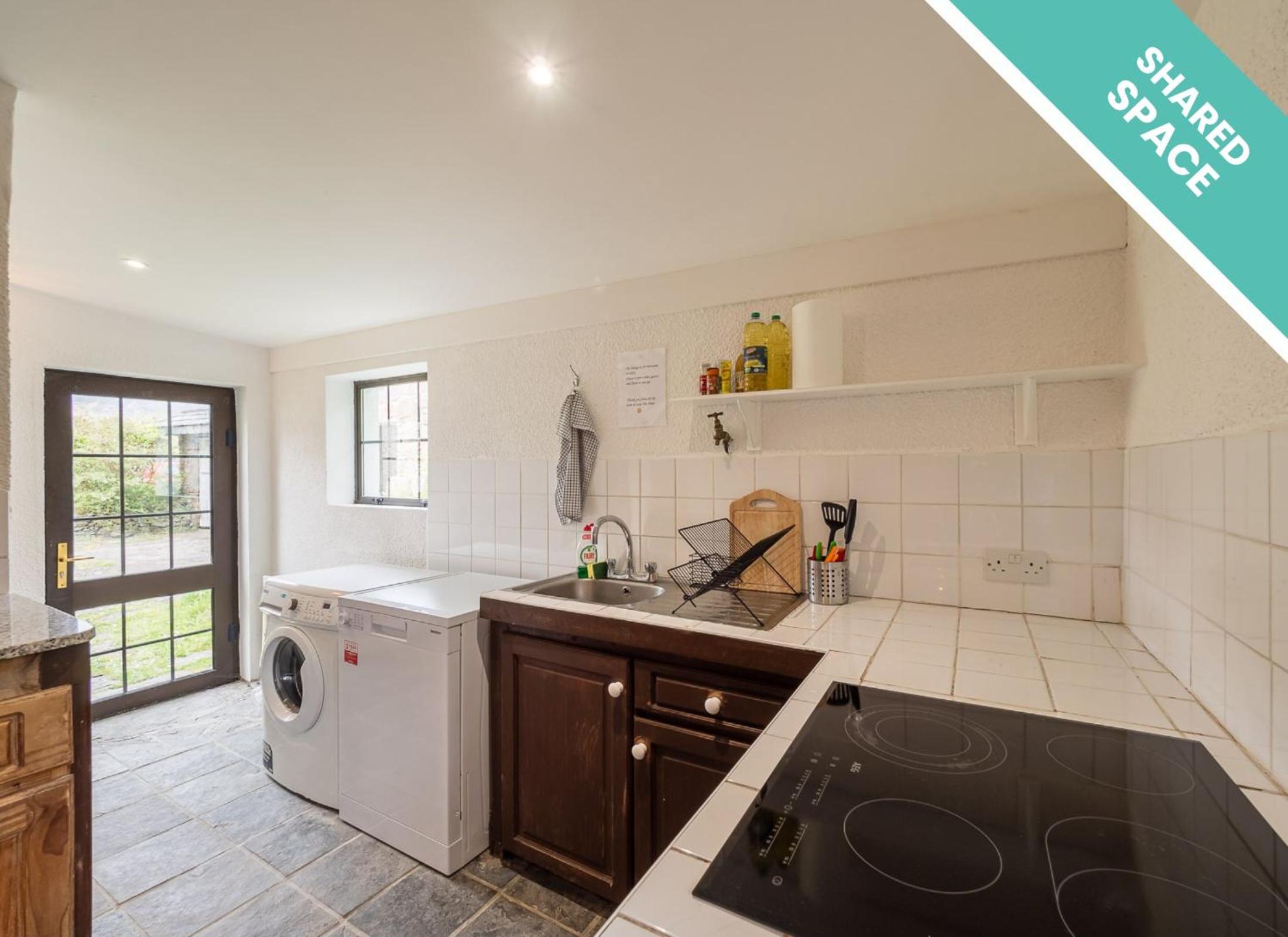 Ventry Farm - Shamrock Cottage by Trident Holiday Homes