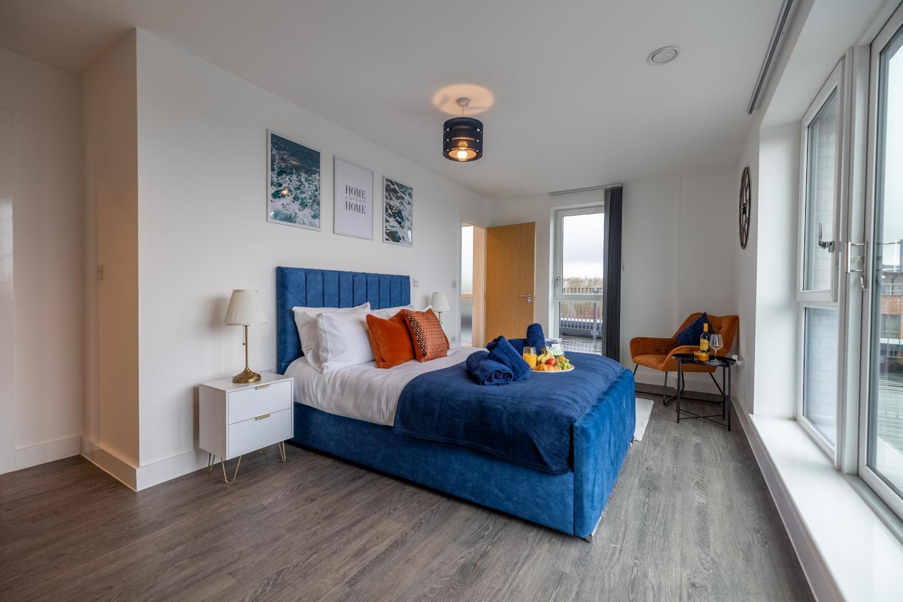 Penthouse-Central-Free parking