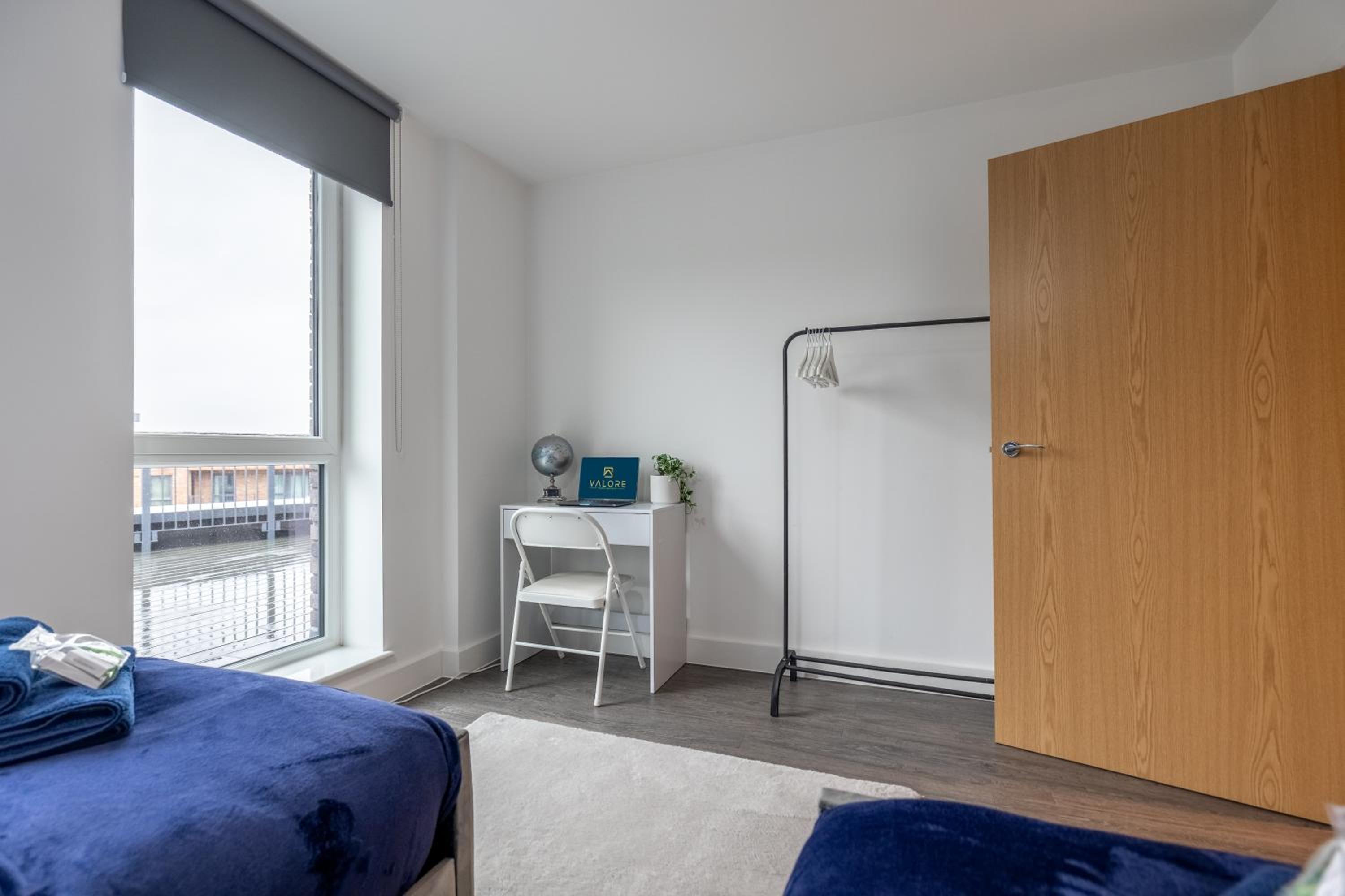 Penthouse-Central-Free parking