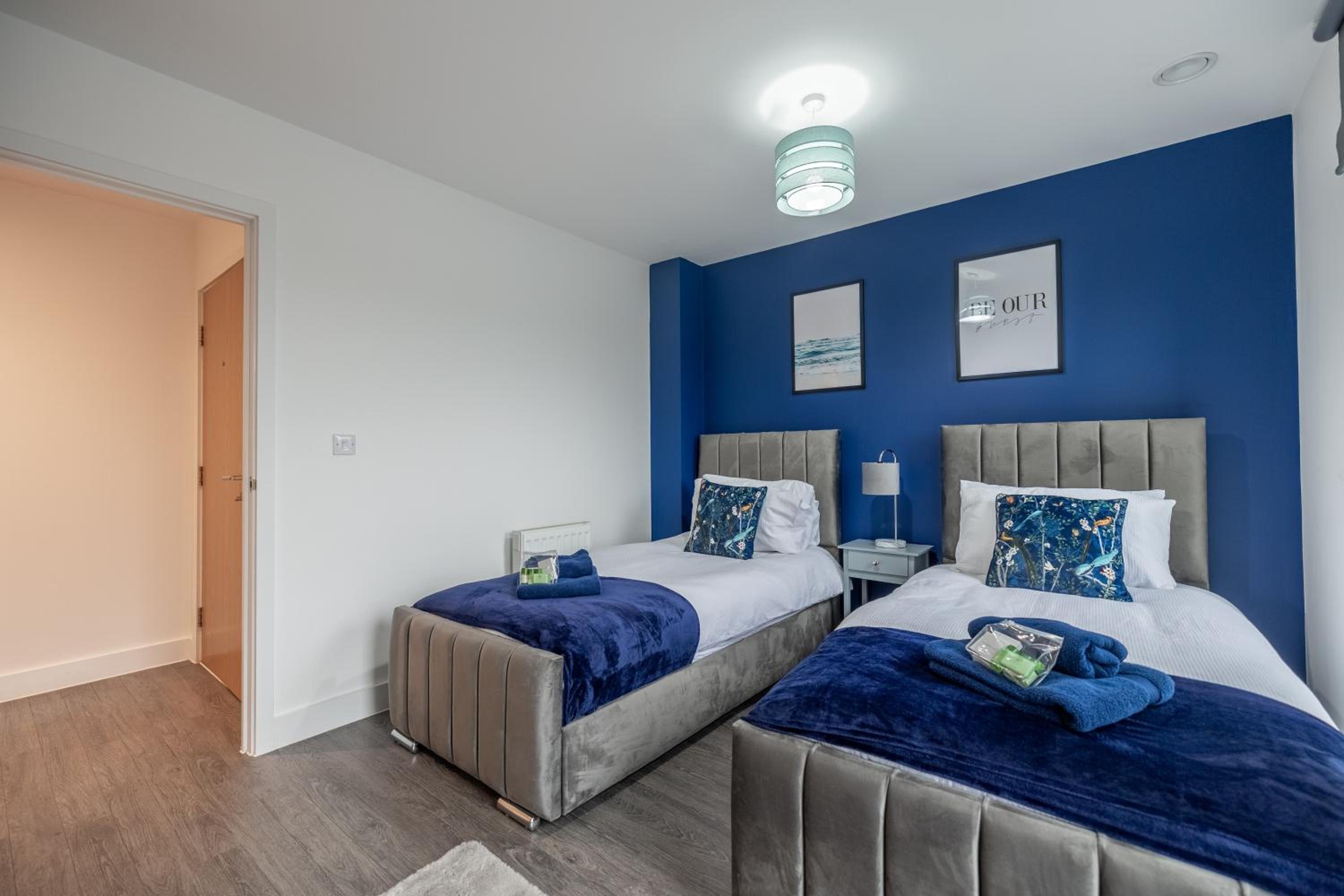Penthouse-Central-Free parking