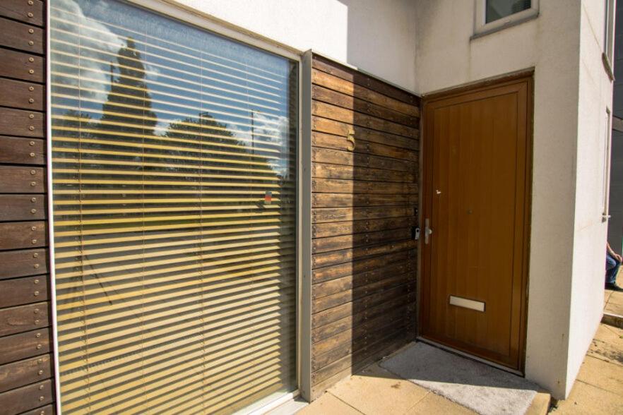 Exquisite three bedroom house