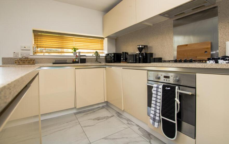 Exquisite three bedroom house