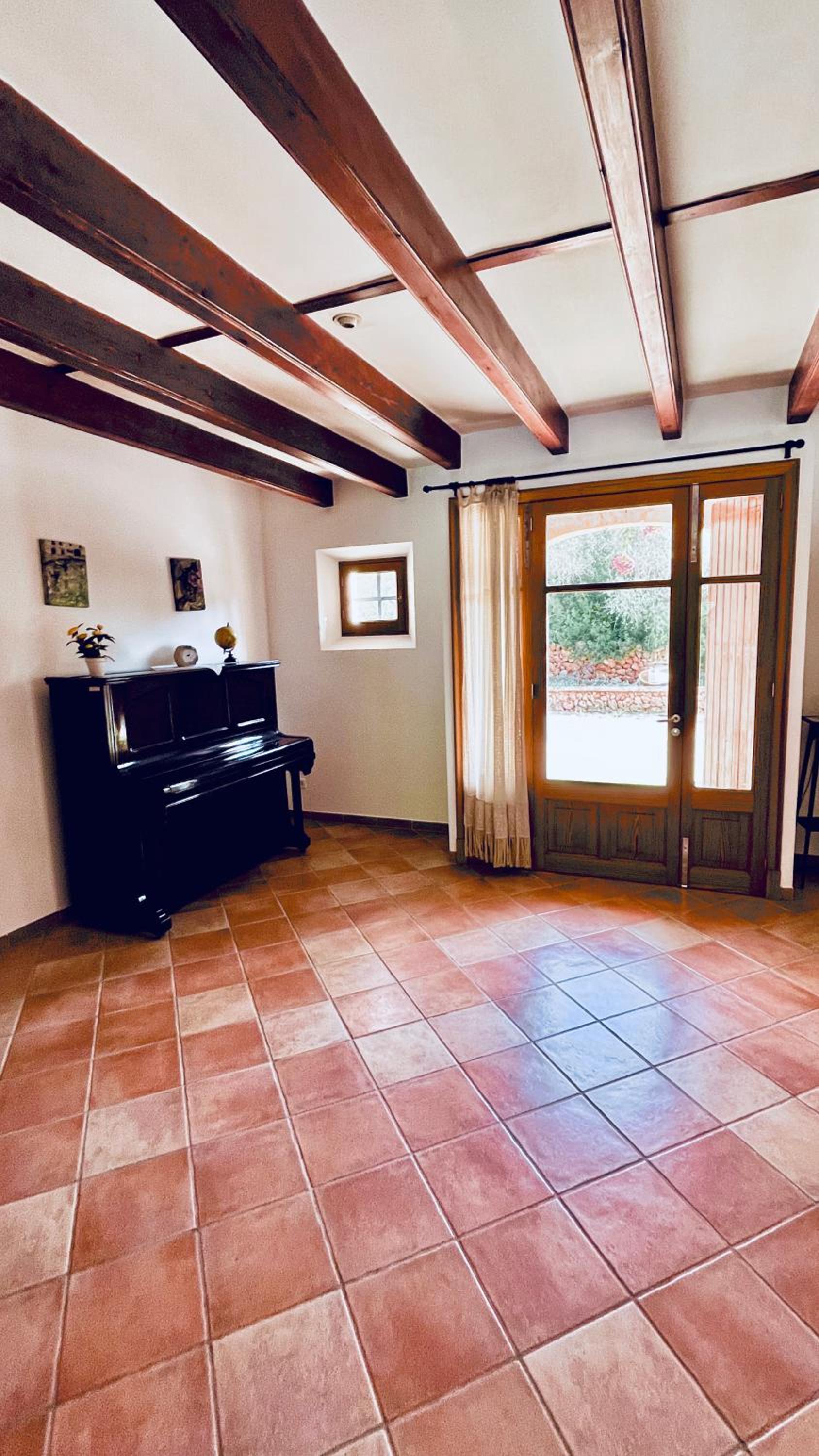 VILLA ES REVELLAR