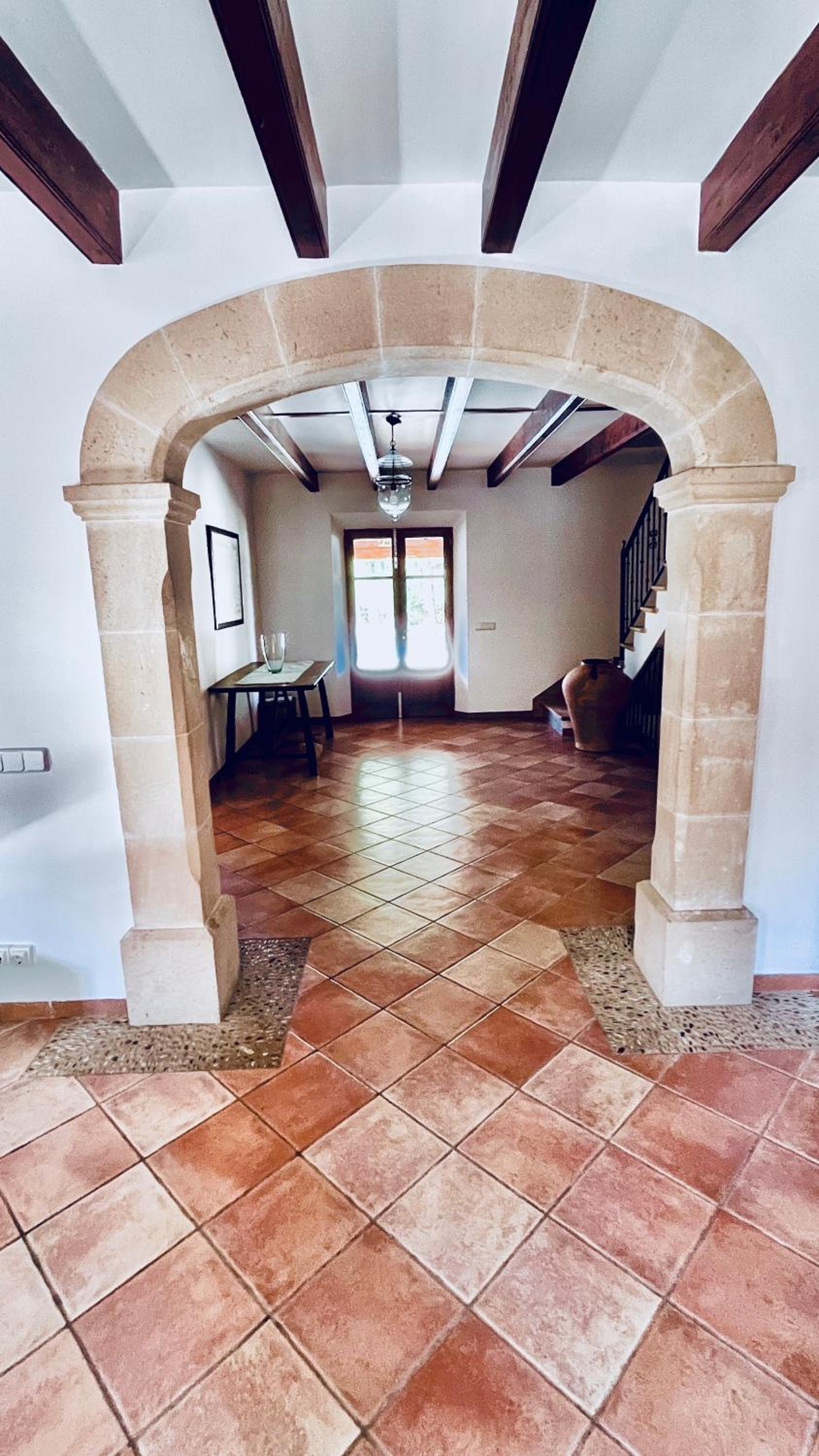 VILLA ES REVELLAR