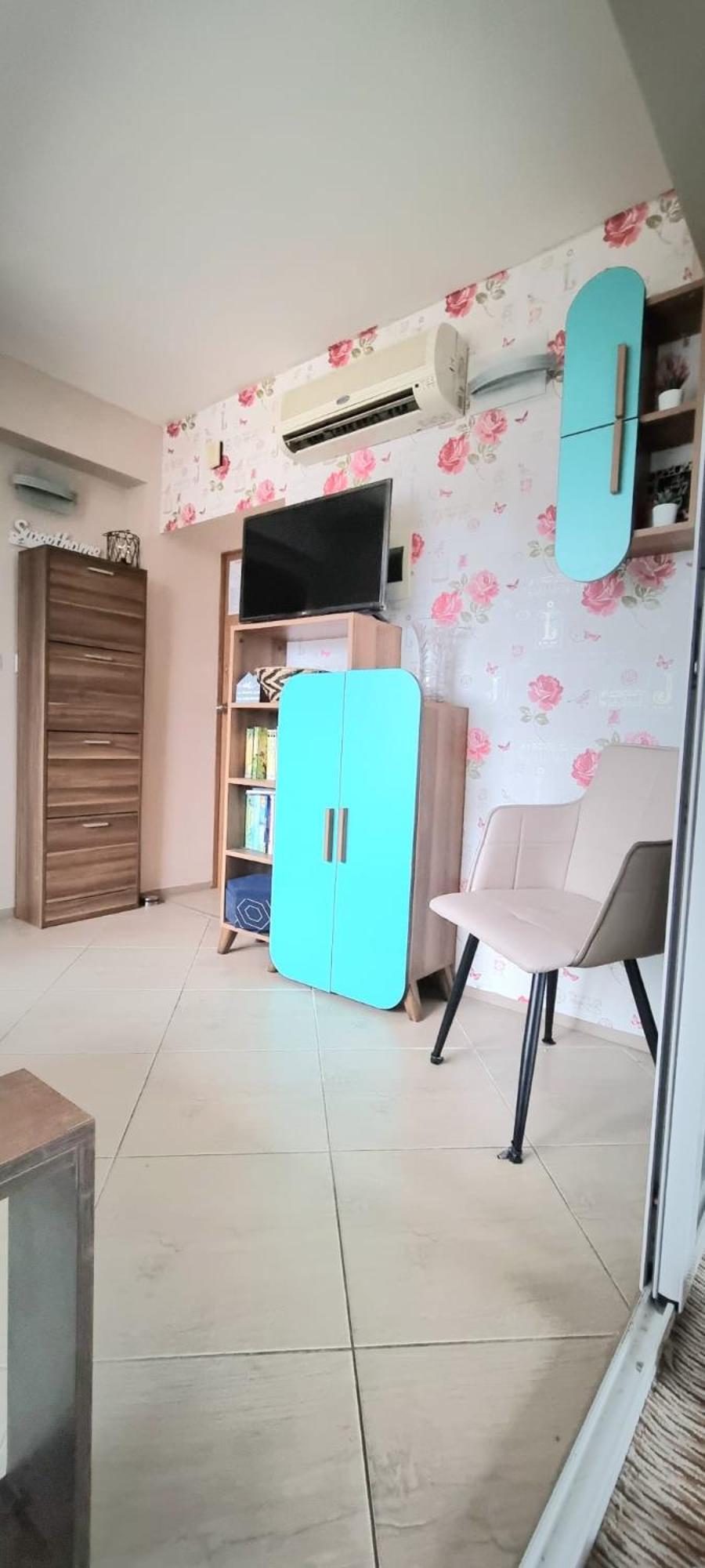 Cozy 1 bed with sea view & pool
