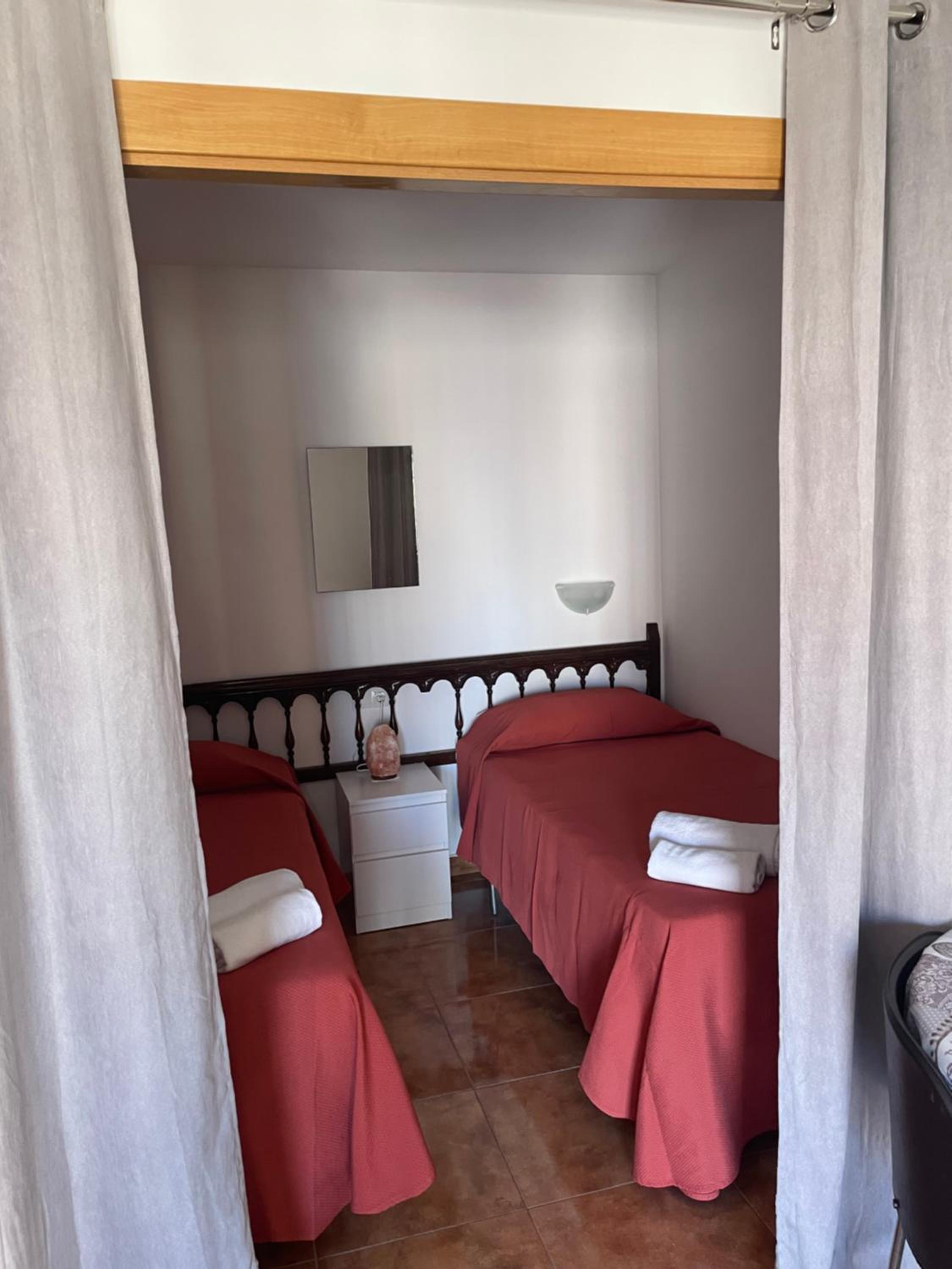 BERMUDAS-TURIS Apartamentos