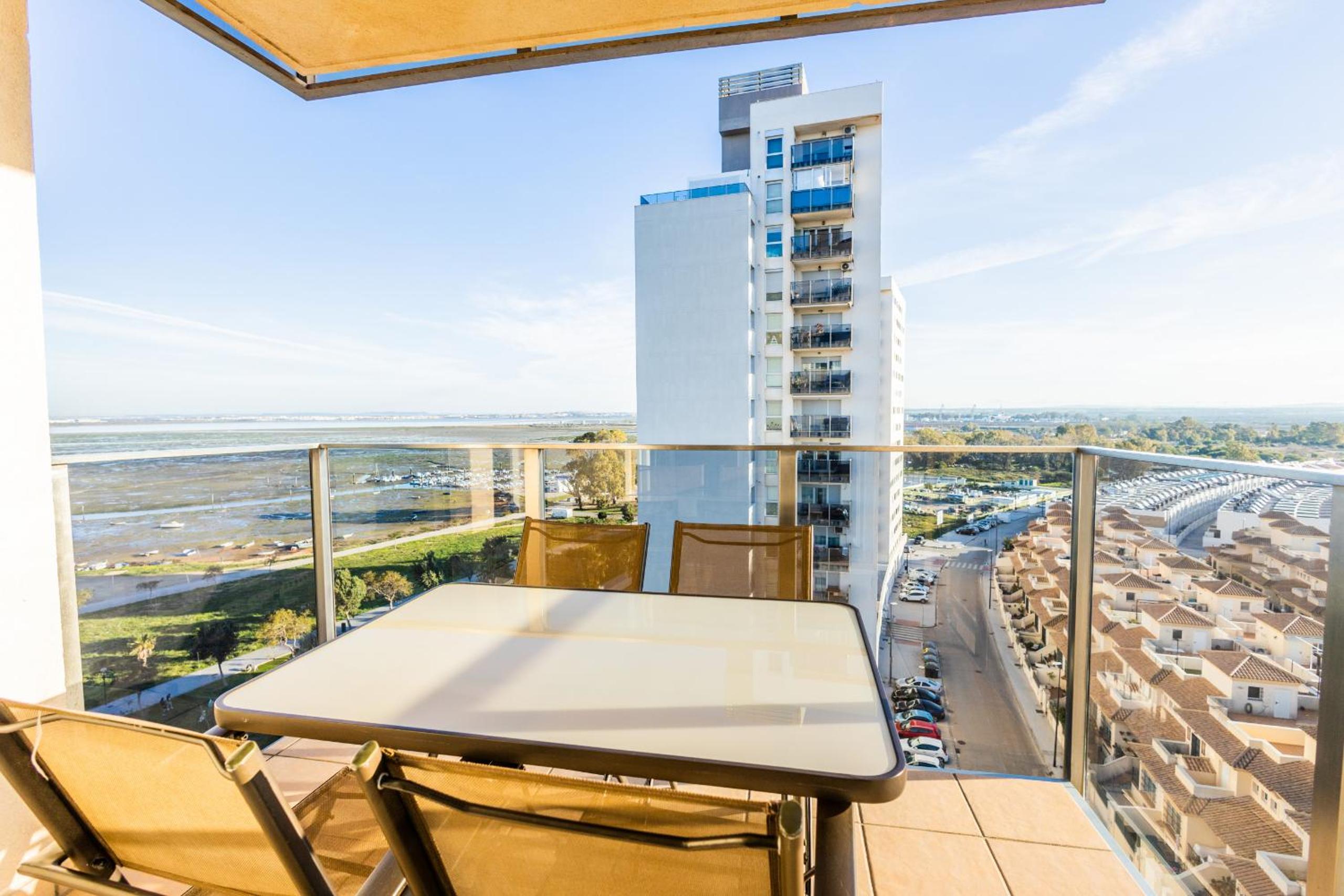 GuestReady - San Fernando Torres de la Caseria JP