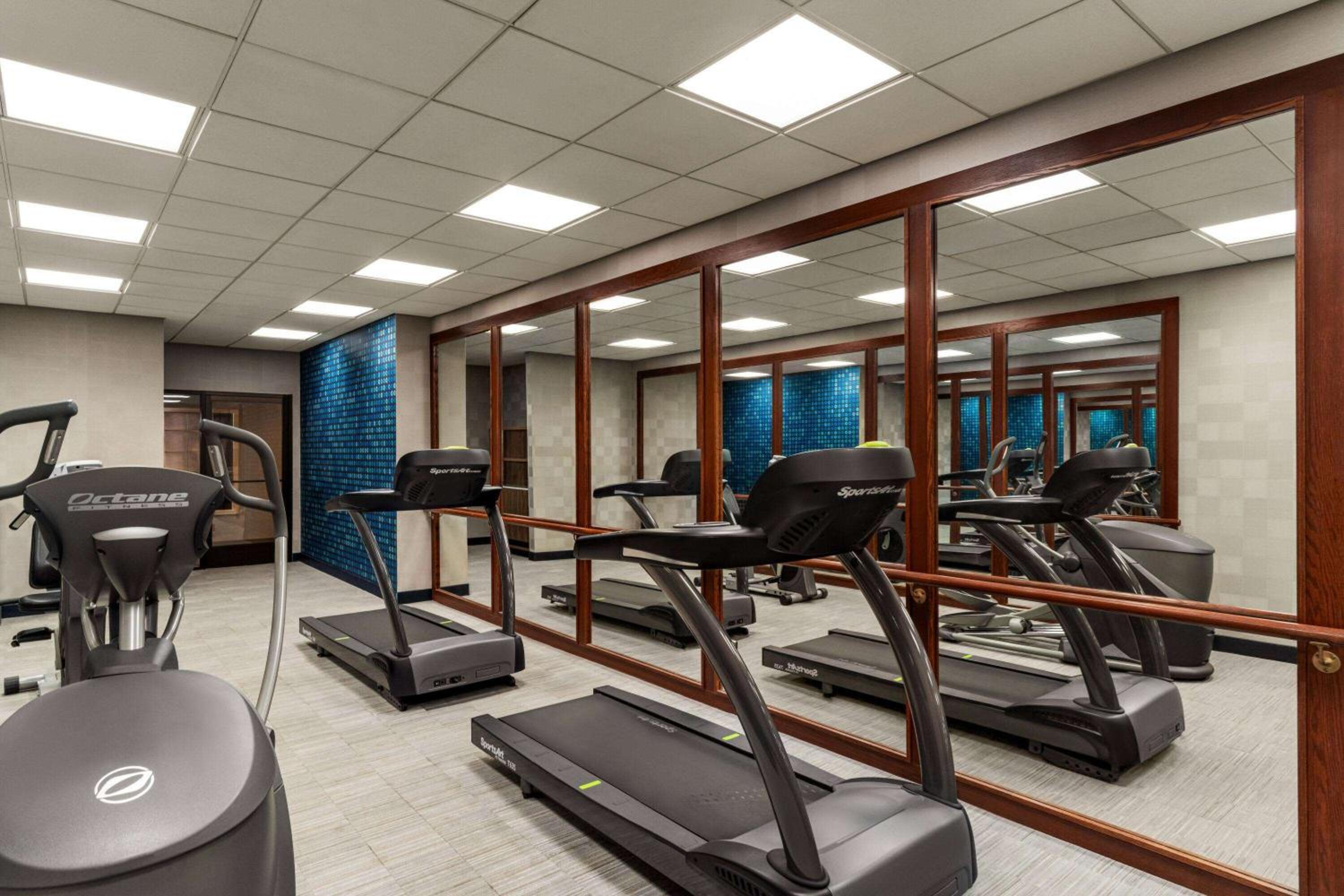 New York City Vacations - La Quinta by Wyndham Madison American Center - Property Image 2