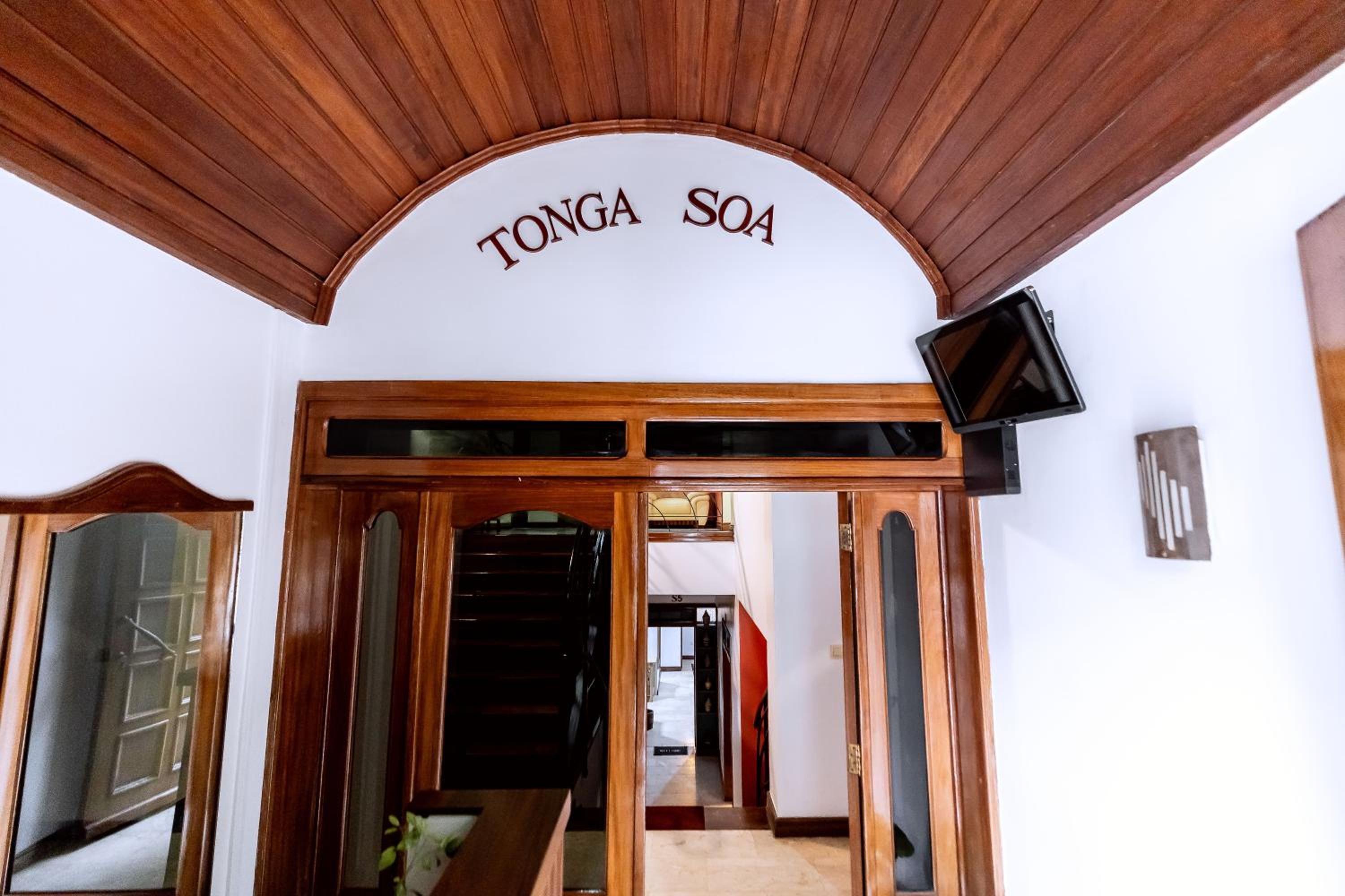 Tonga Soa Studio Apartment view 2