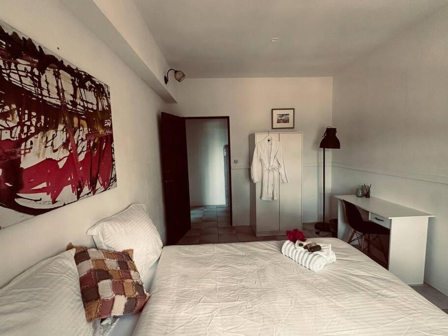 Casa Leonore II