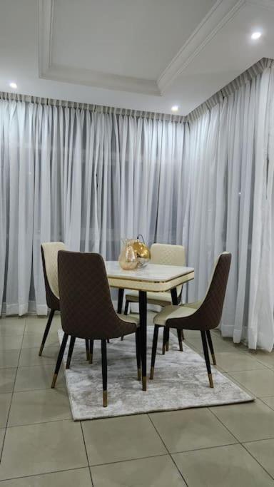 Nature views 2 bed apartment in Victoria Island view 5