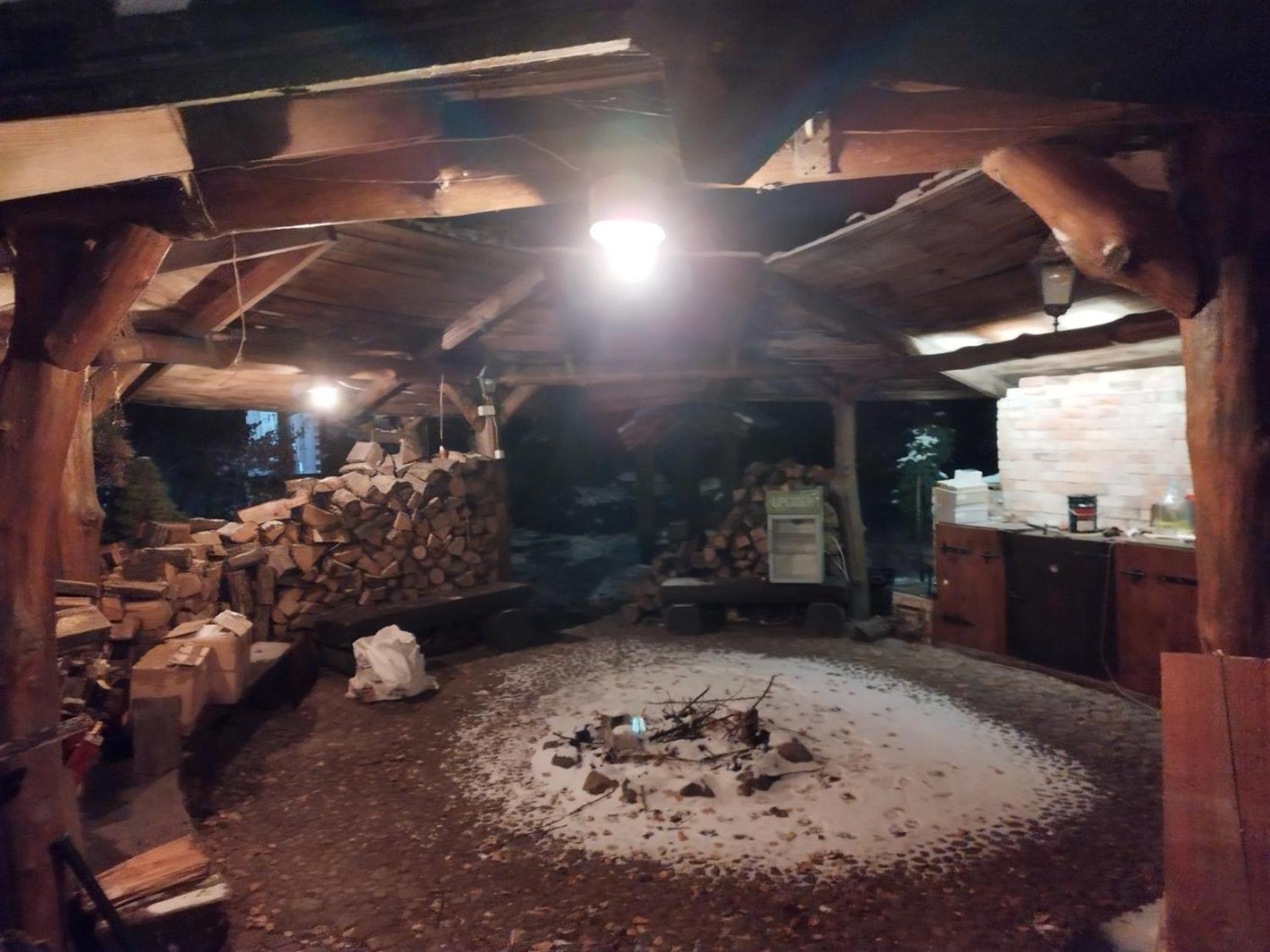 Photo 11