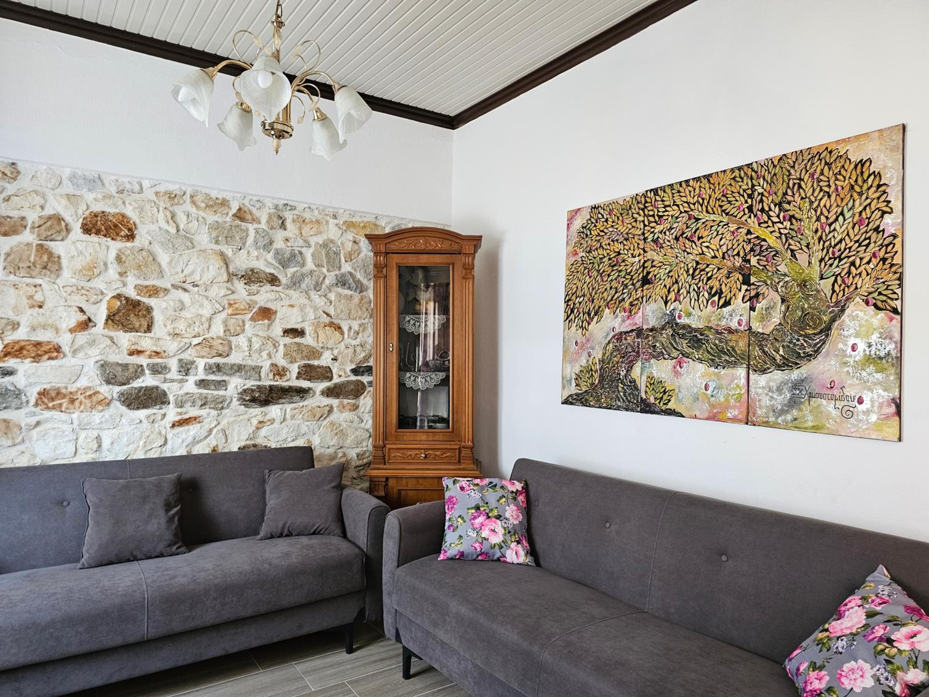 Dreamer's Home Chrisa view 4
