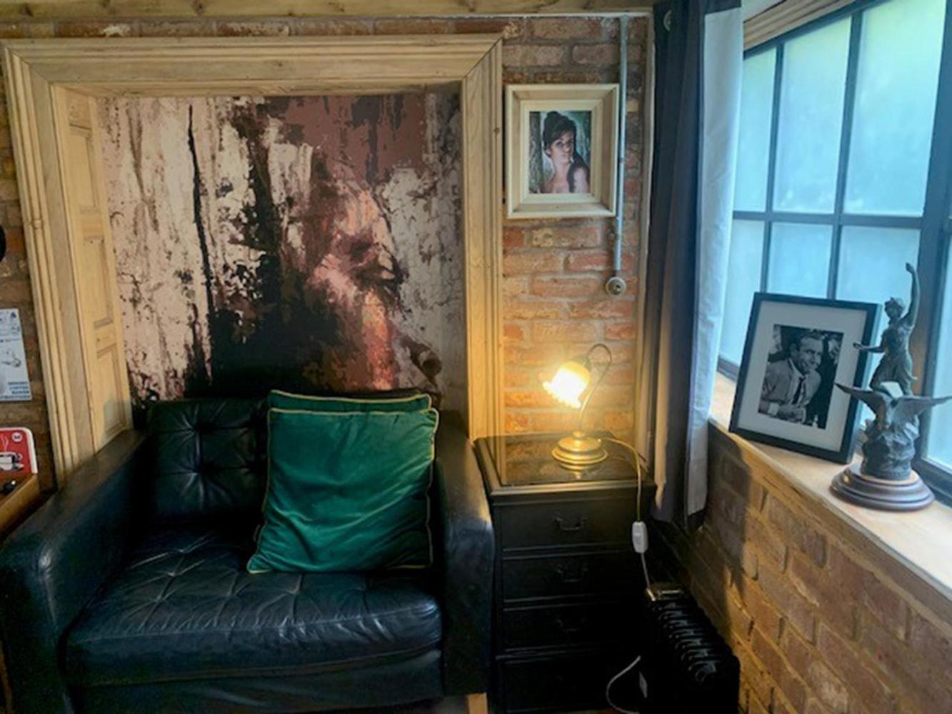 City Centre Stylish Hideaway view 2