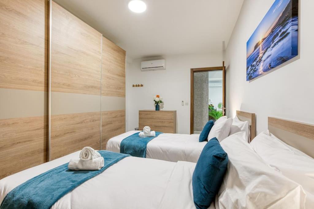 Luxurious, Spacious Apartment in Swieqi view 5