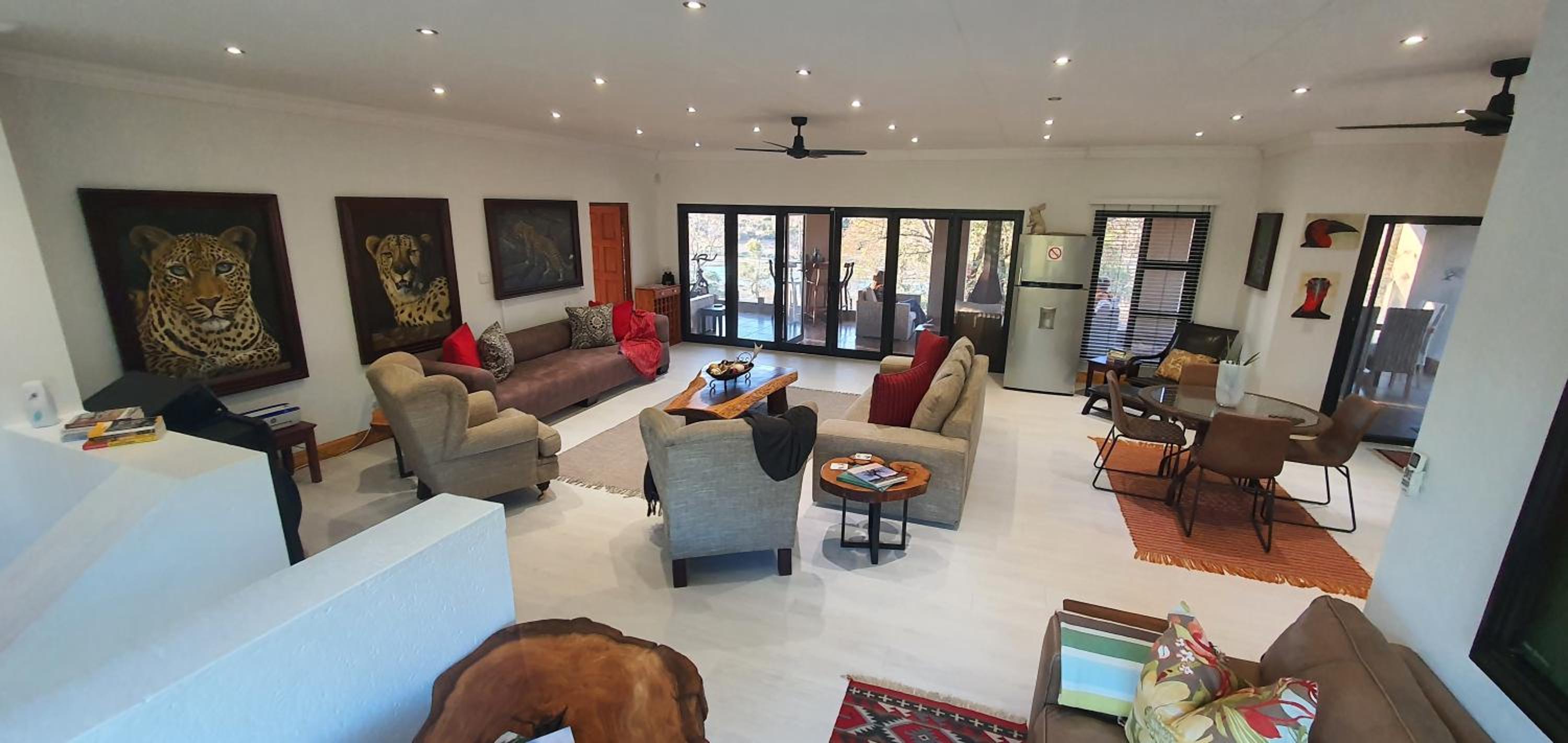 Luxury GuesthouseCo RiverHouse