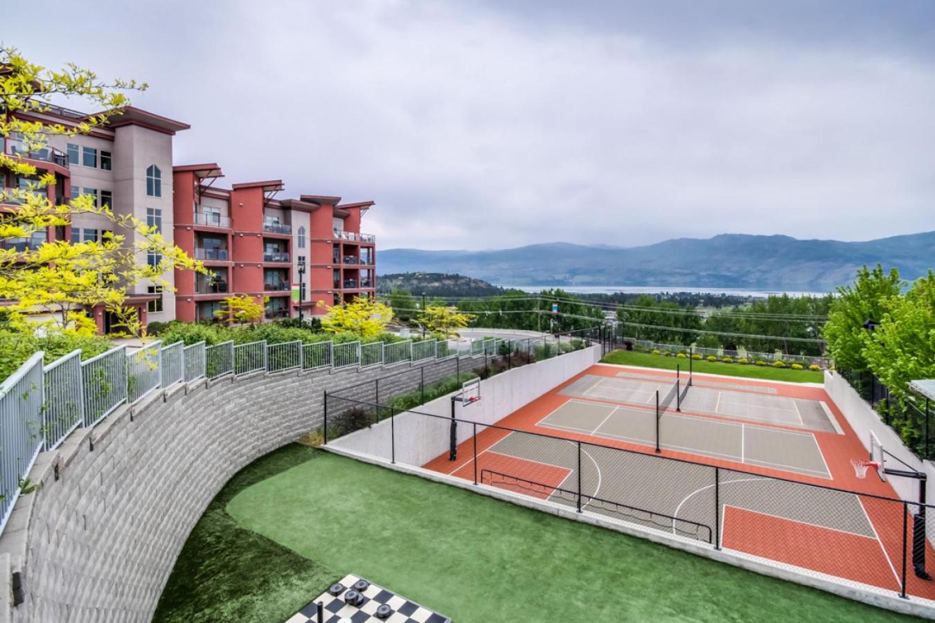 Top Floor Lakeview Condo at Copper Sky 509