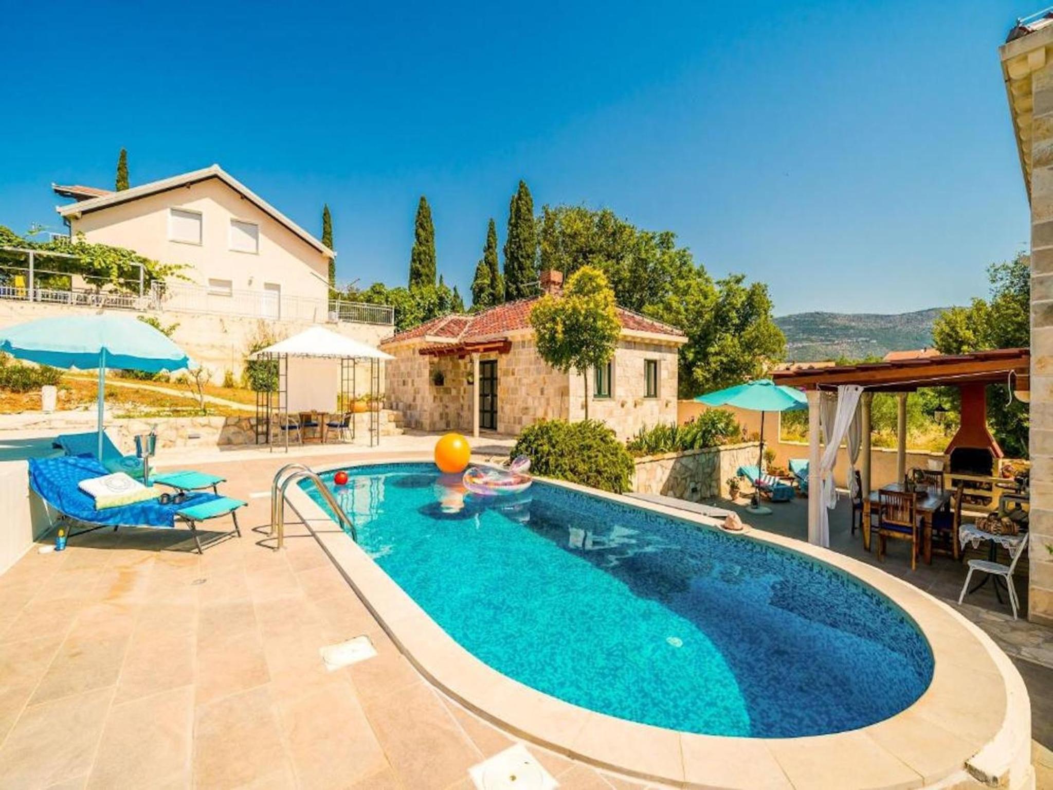 Dubrovnik Chalets view 4