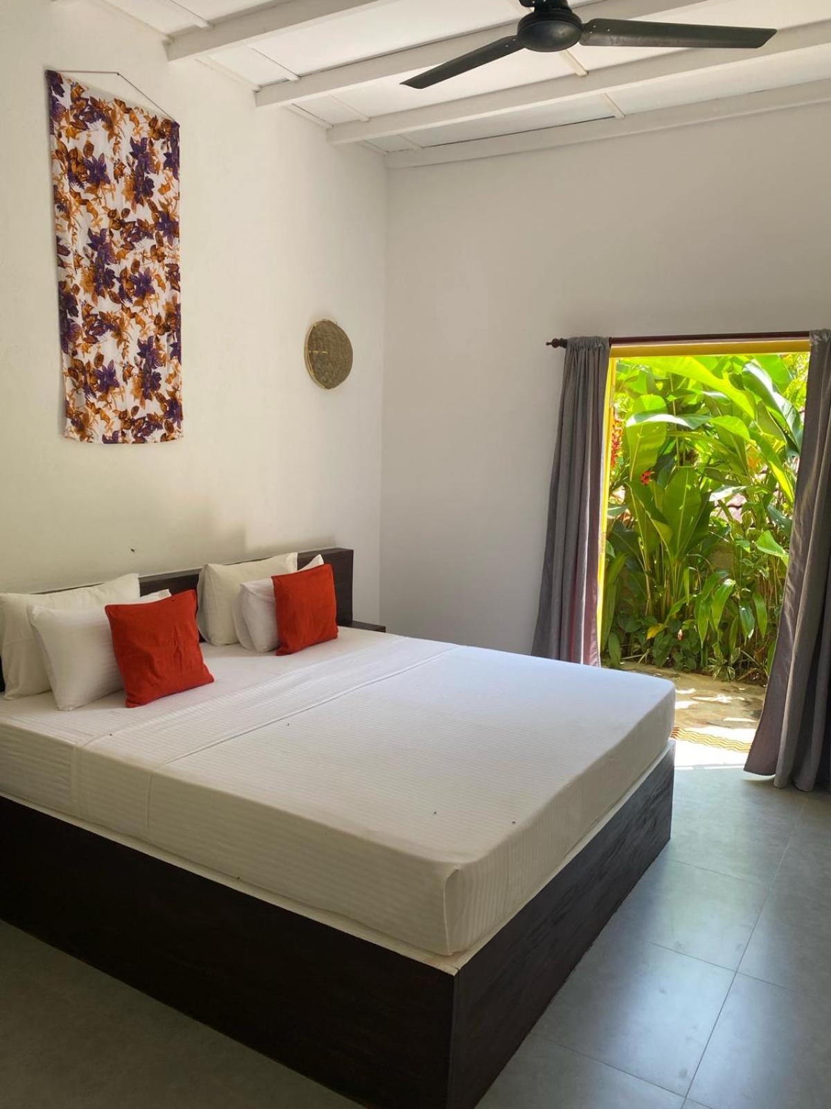 Bungalow 16 - Tropical Retreat view 4