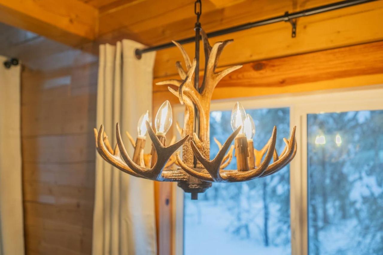Iniakuk Forest Cabin