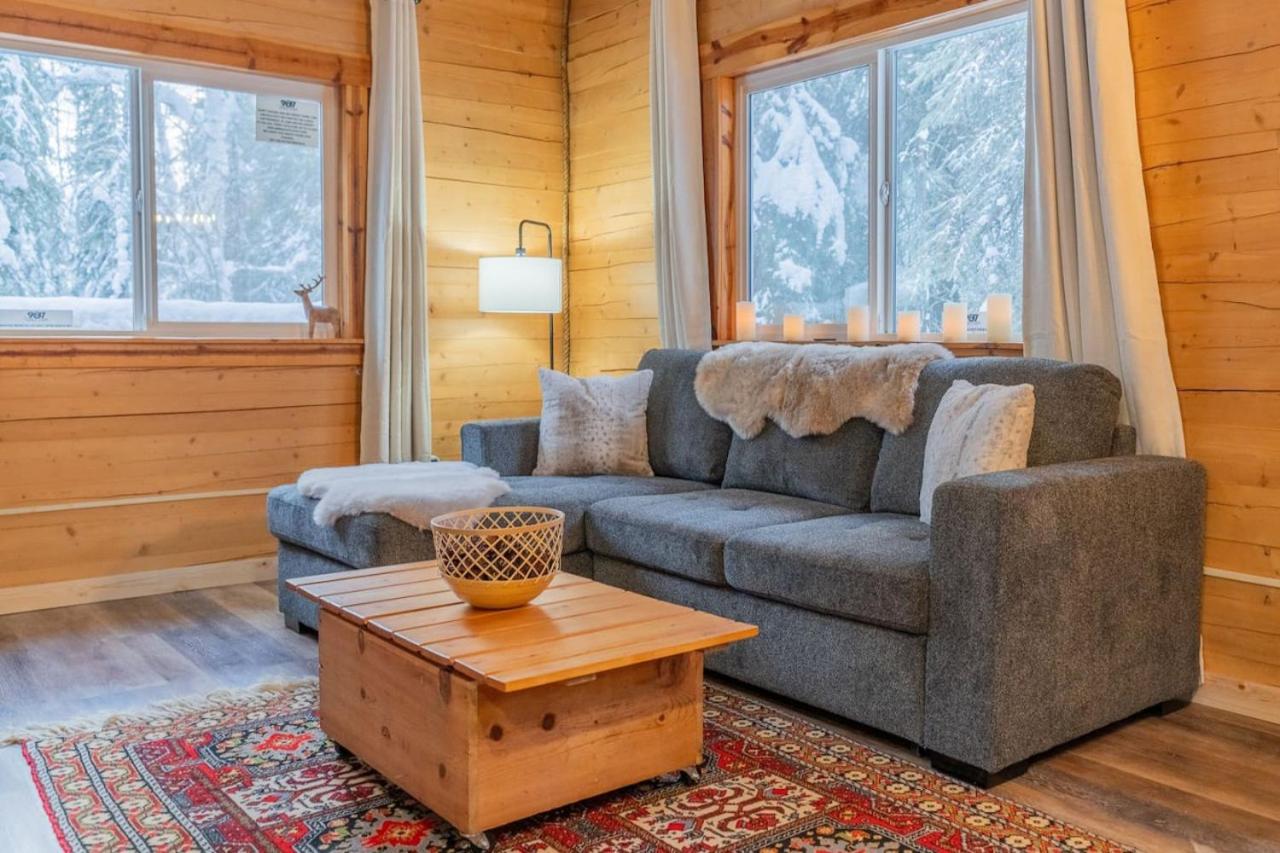 Iniakuk Forest Cabin
