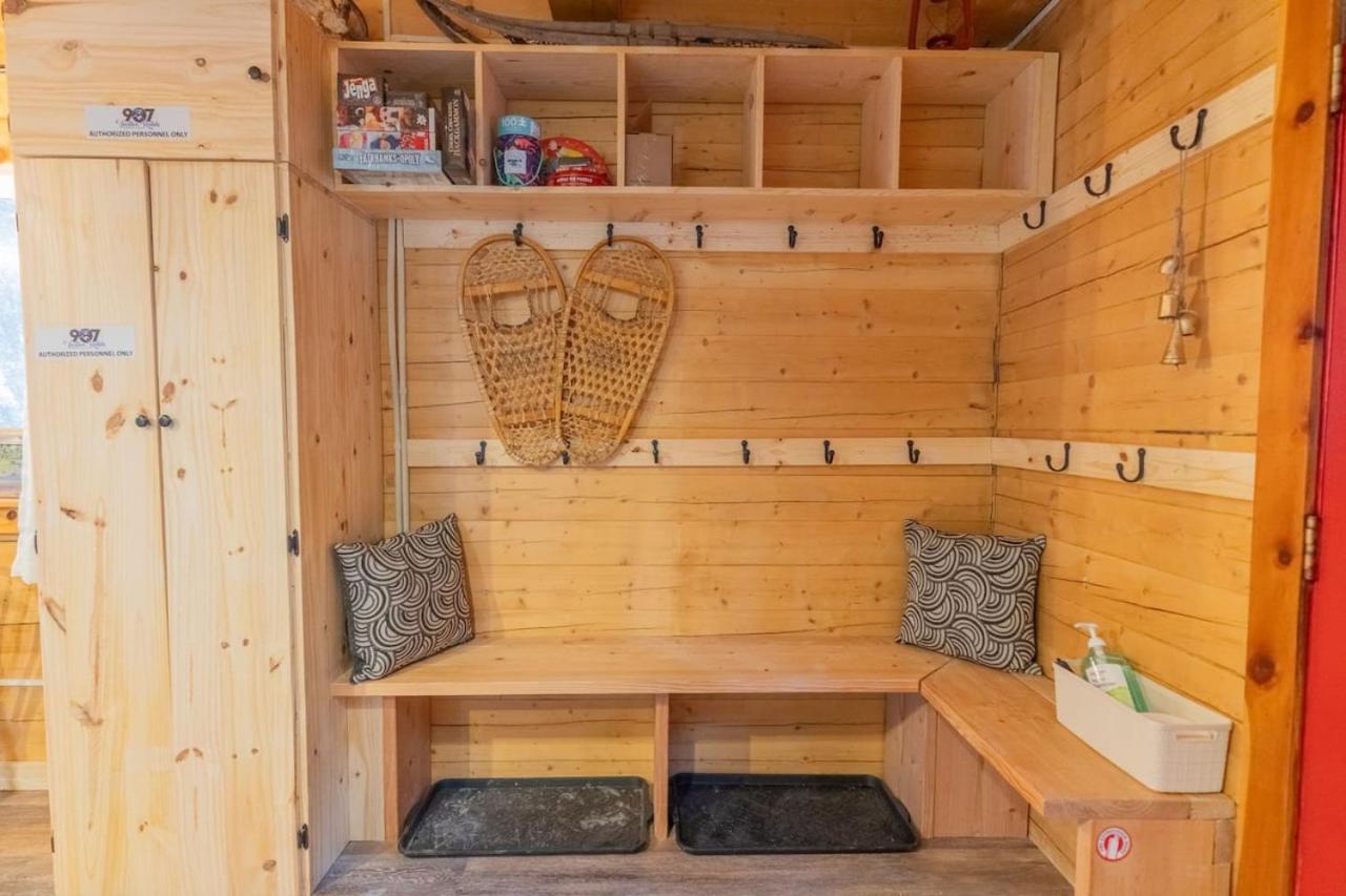 Iniakuk Forest Cabin
