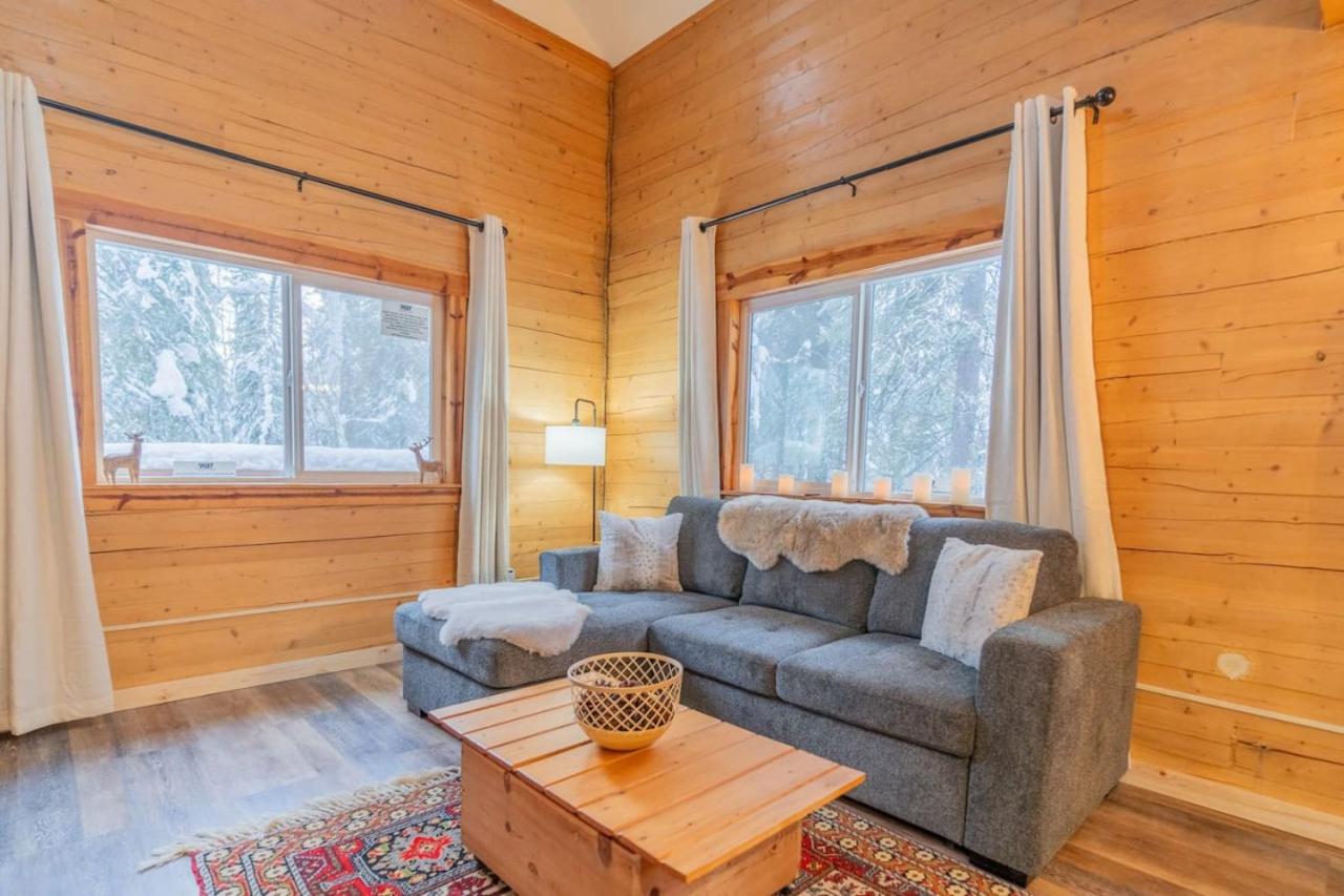 Iniakuk Forest Cabin