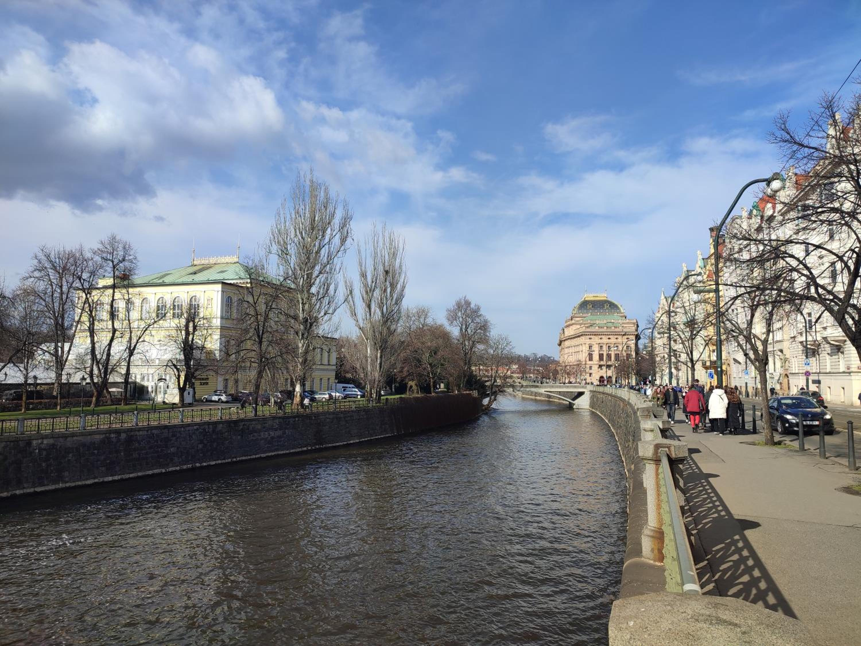 River View Apartment MANES