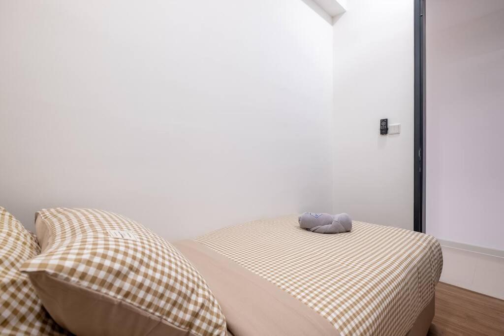 Linked Bridge to Sunway Velocity Mall 4BR MRT 中文房东