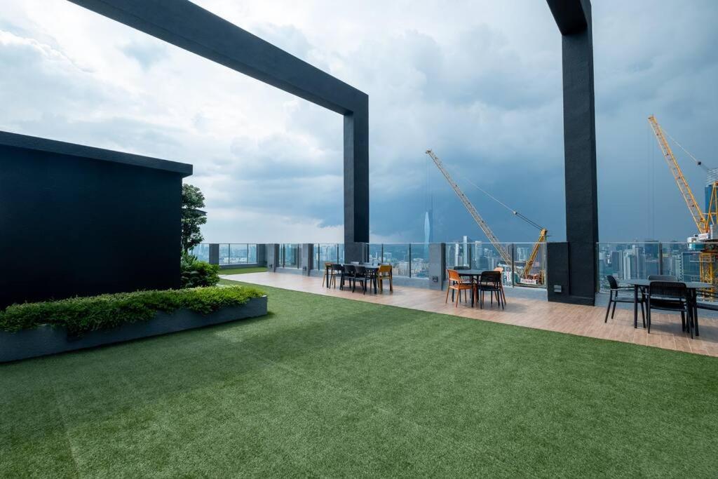 Linked Bridge to Sunway Velocity Mall 4BR MRT 中文房东