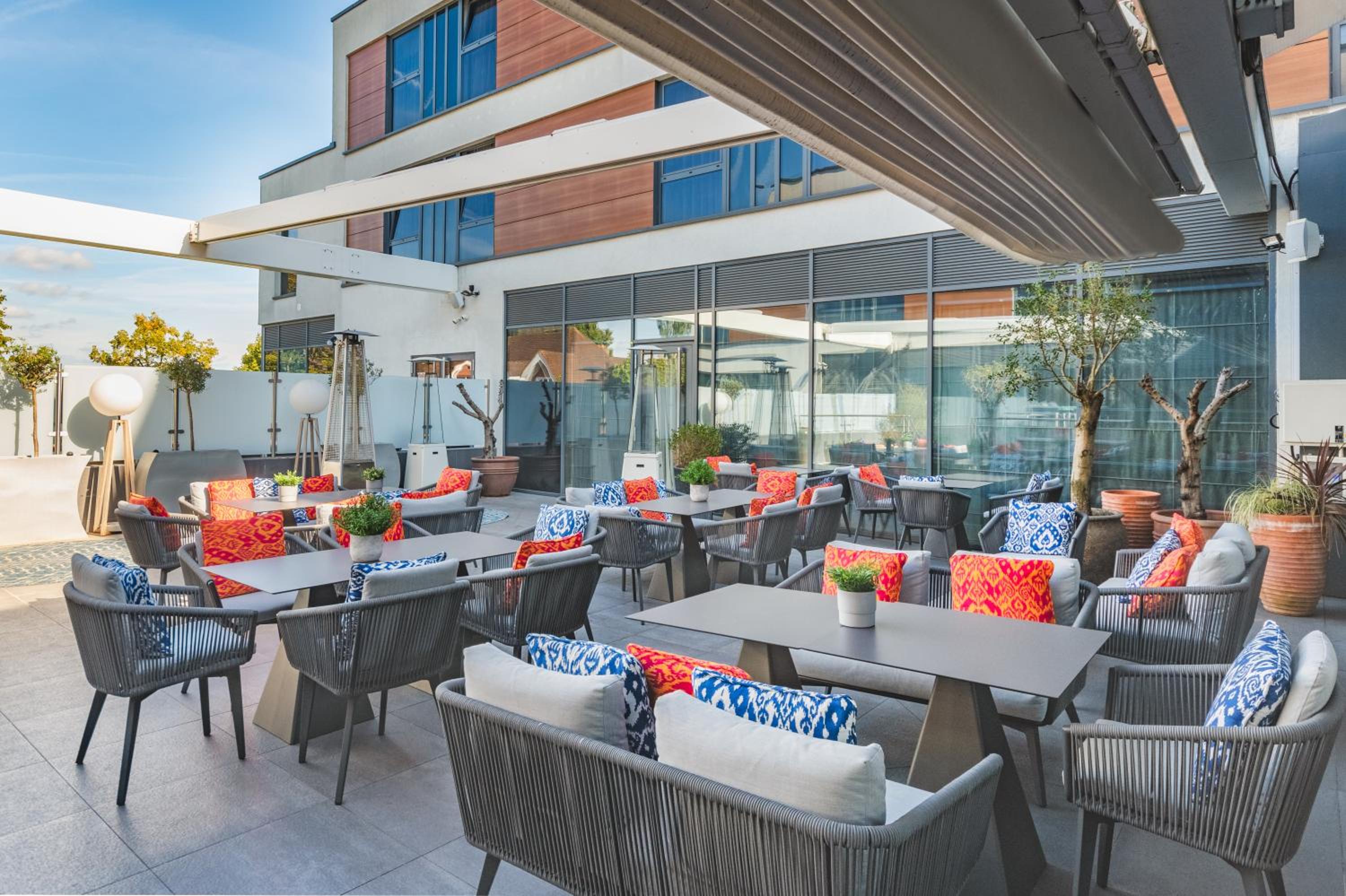 Guildford Vacations - Harbour Hotel  Spa Guildford - Property Image 4