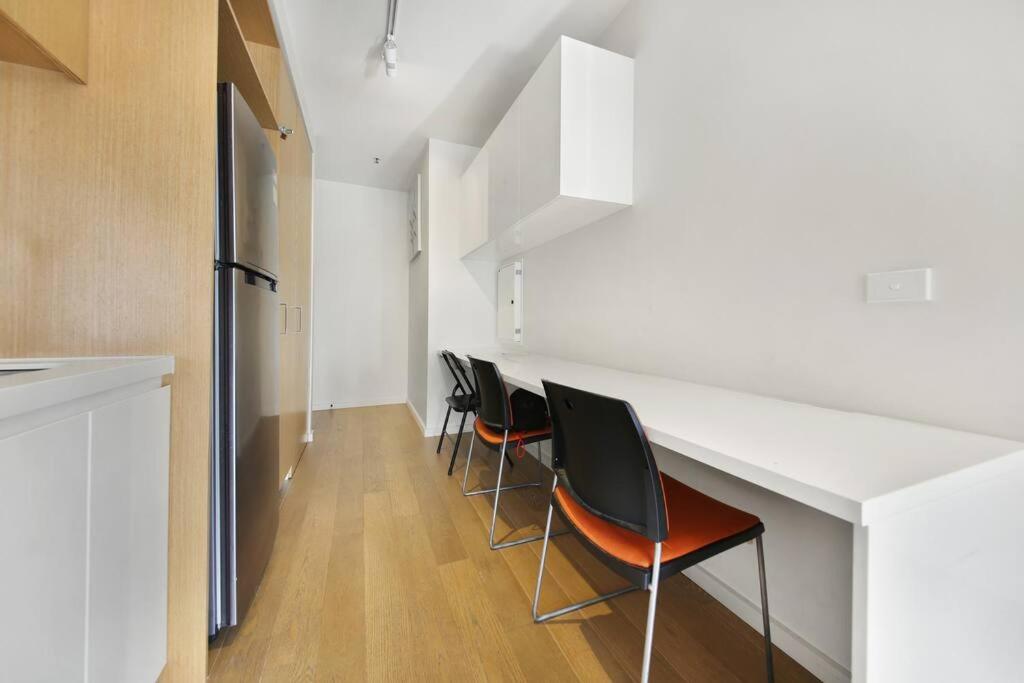 Top Location 2 BR Apt Amazing View & Free parking