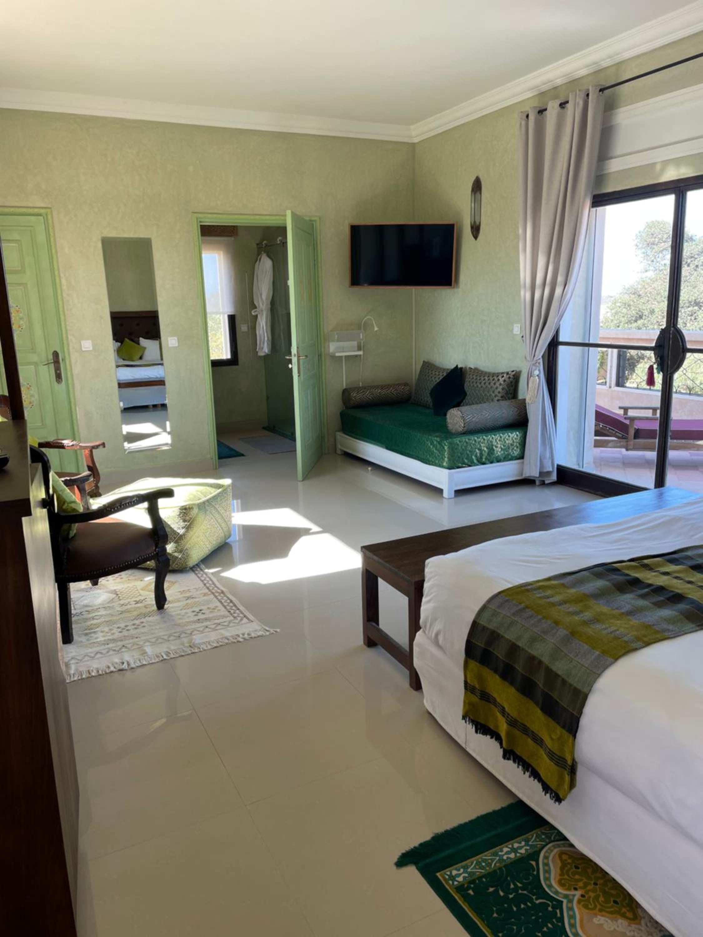 hotel room