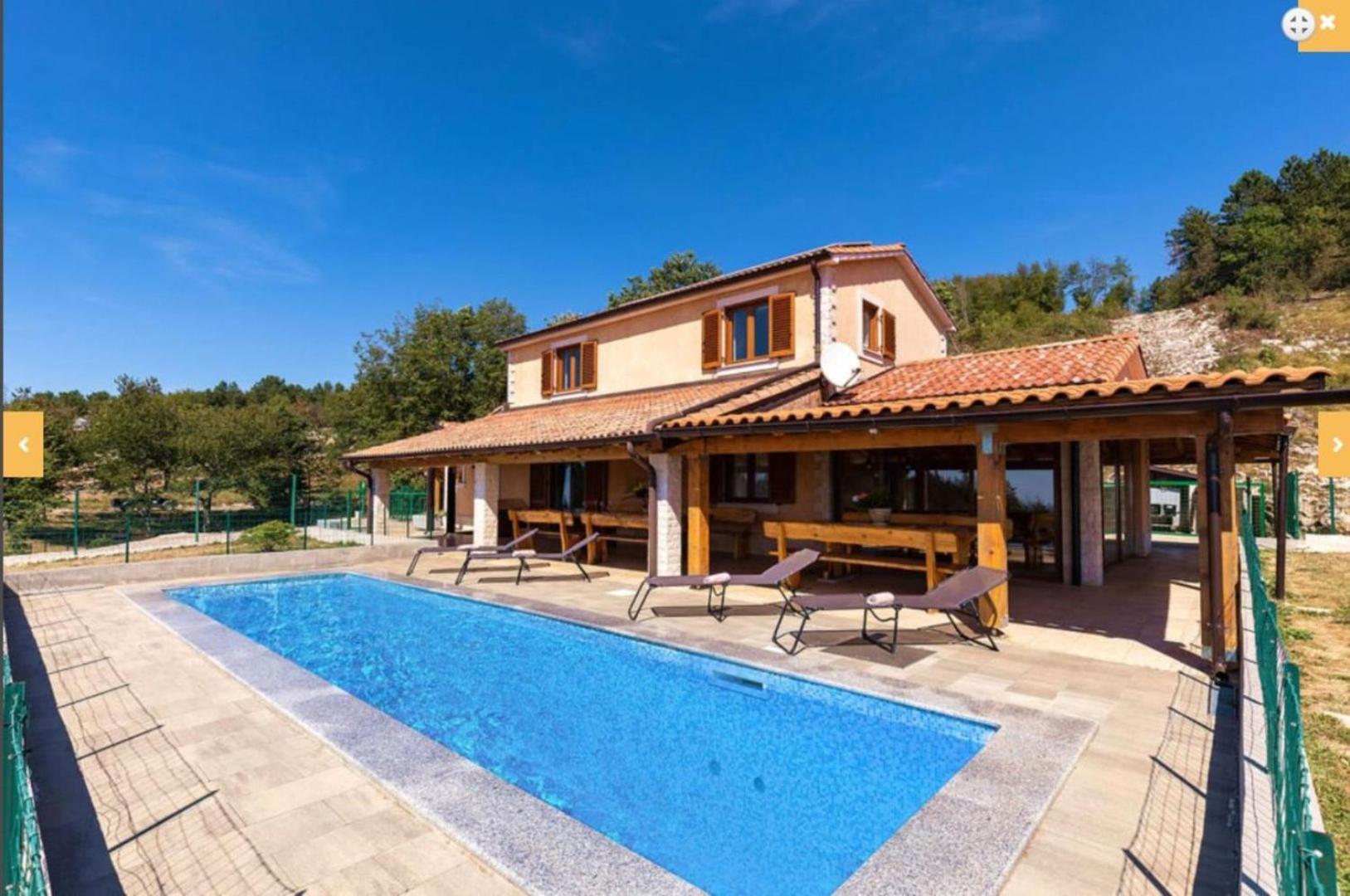 Učka nature park mountain hideway robinson house Matić with pool view 3