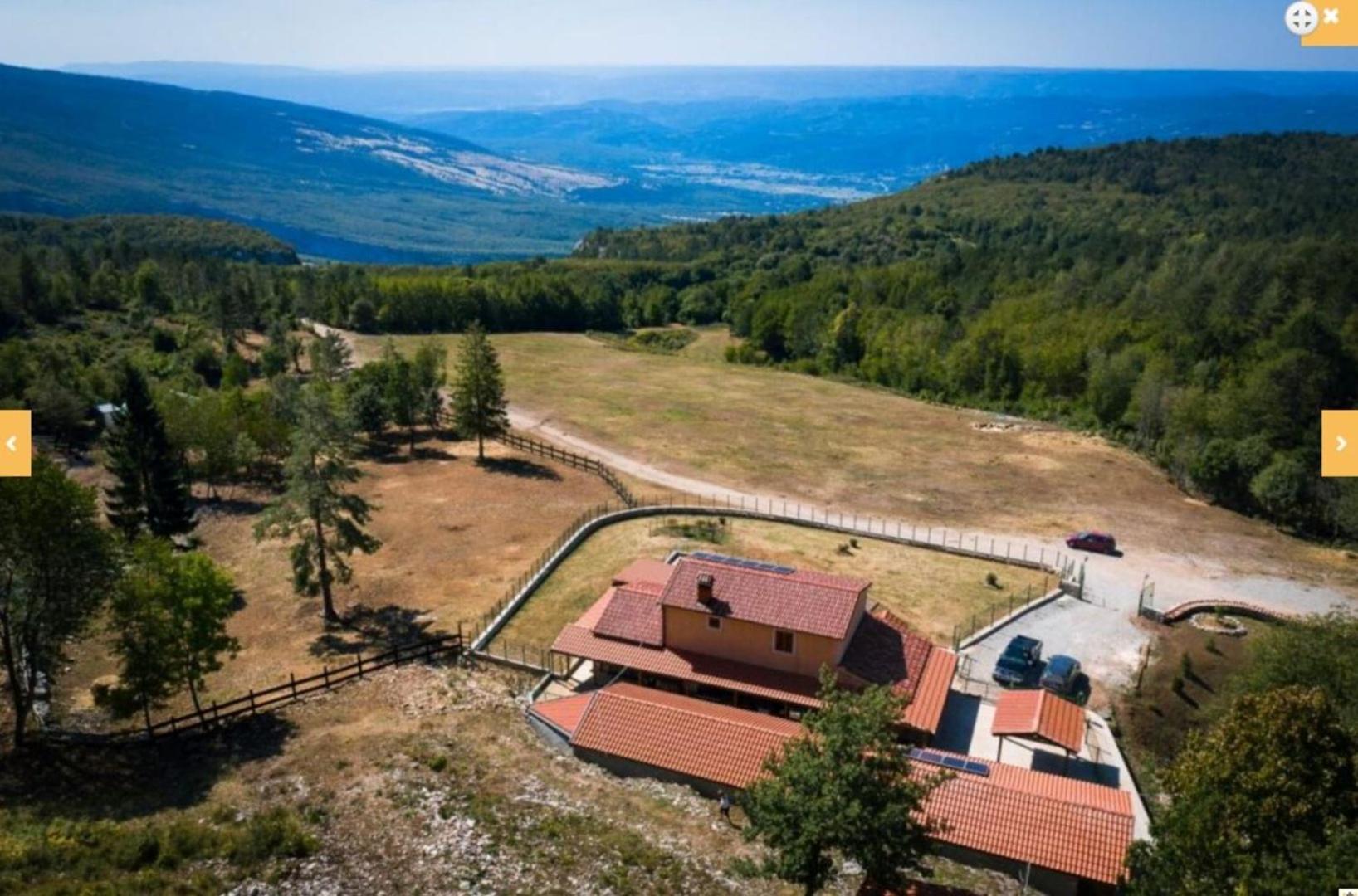 Učka nature park mountain hideway robinson house Matić with pool view 4
