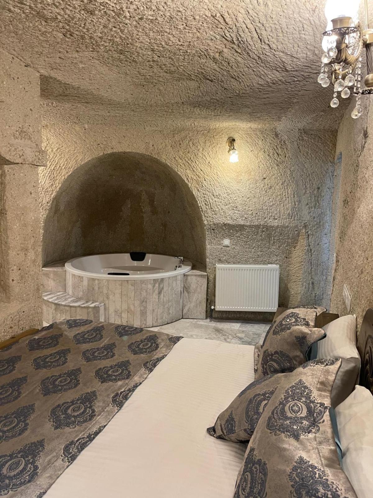 Cappadocia Empire Cave Hotel - Image 66