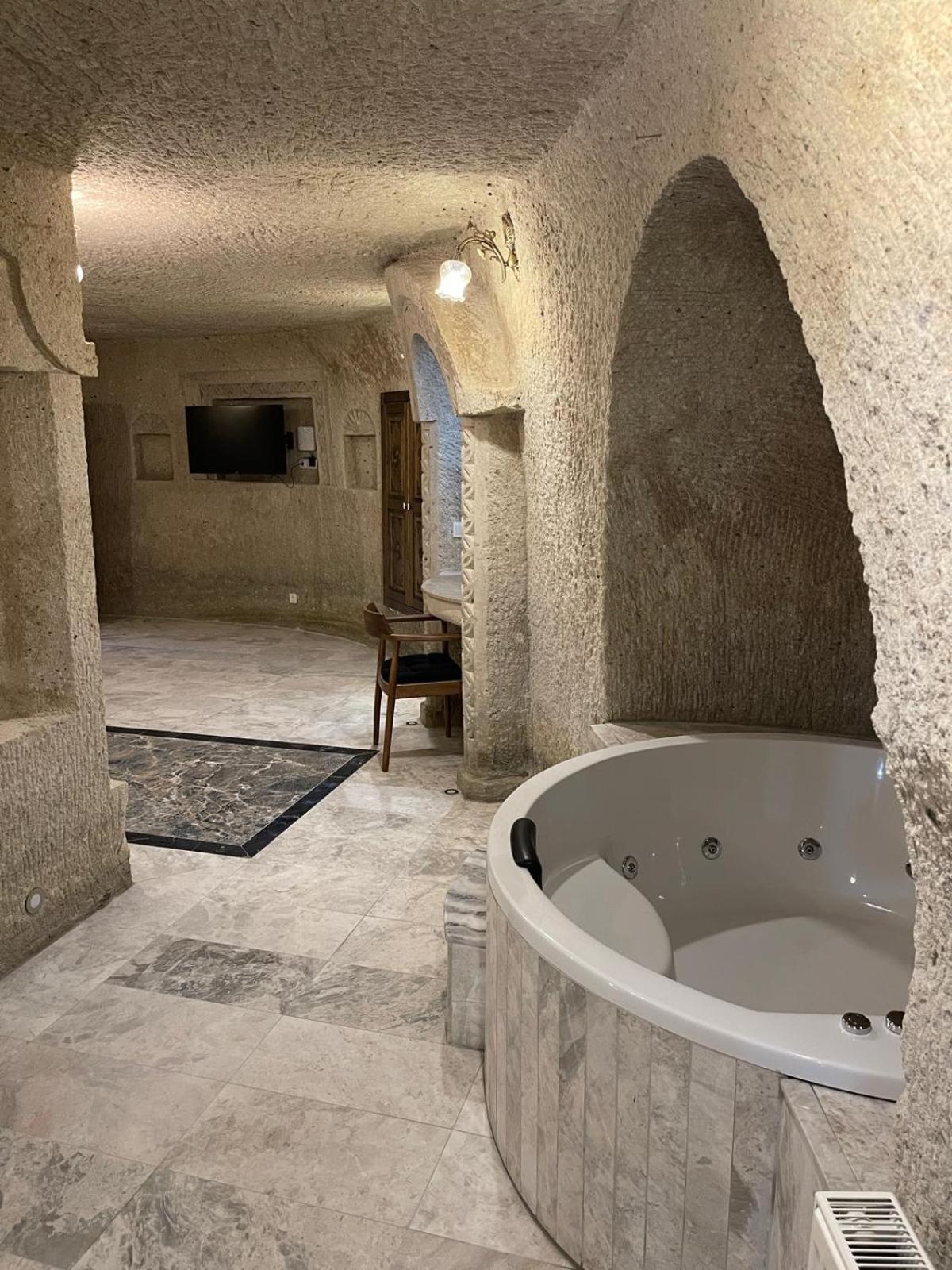 Cappadocia Empire Cave Hotel - Image 6